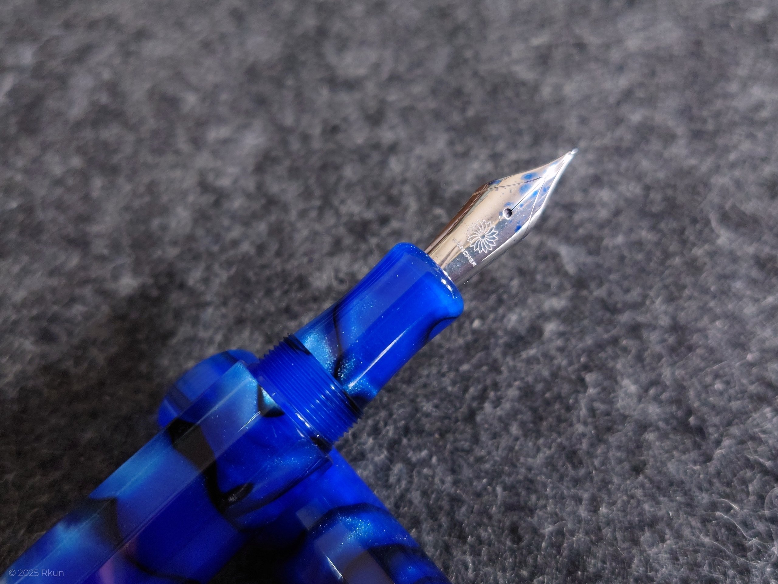 ワンチャーのカレイド万年筆は芸術品でございます｜Rkun