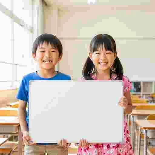 小学生 ホワイトボード 写真素材/写真販売 AI画像 有料＜40枚：350円＞商用利用可（サンプル）04