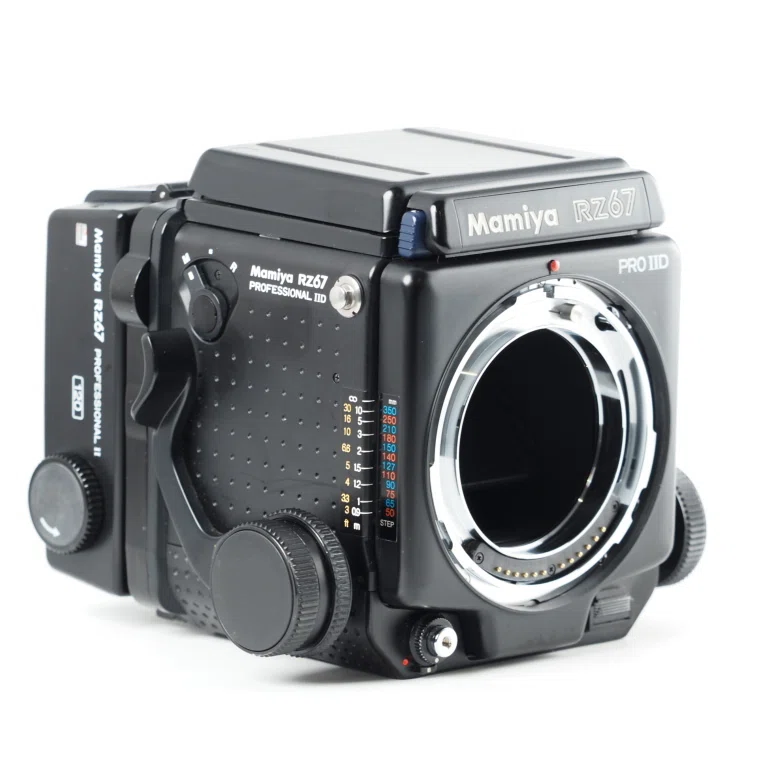📷 Mamiya RZ67 PRO IID ボディ｜ 中判の極み、スタジオ定番の逸品