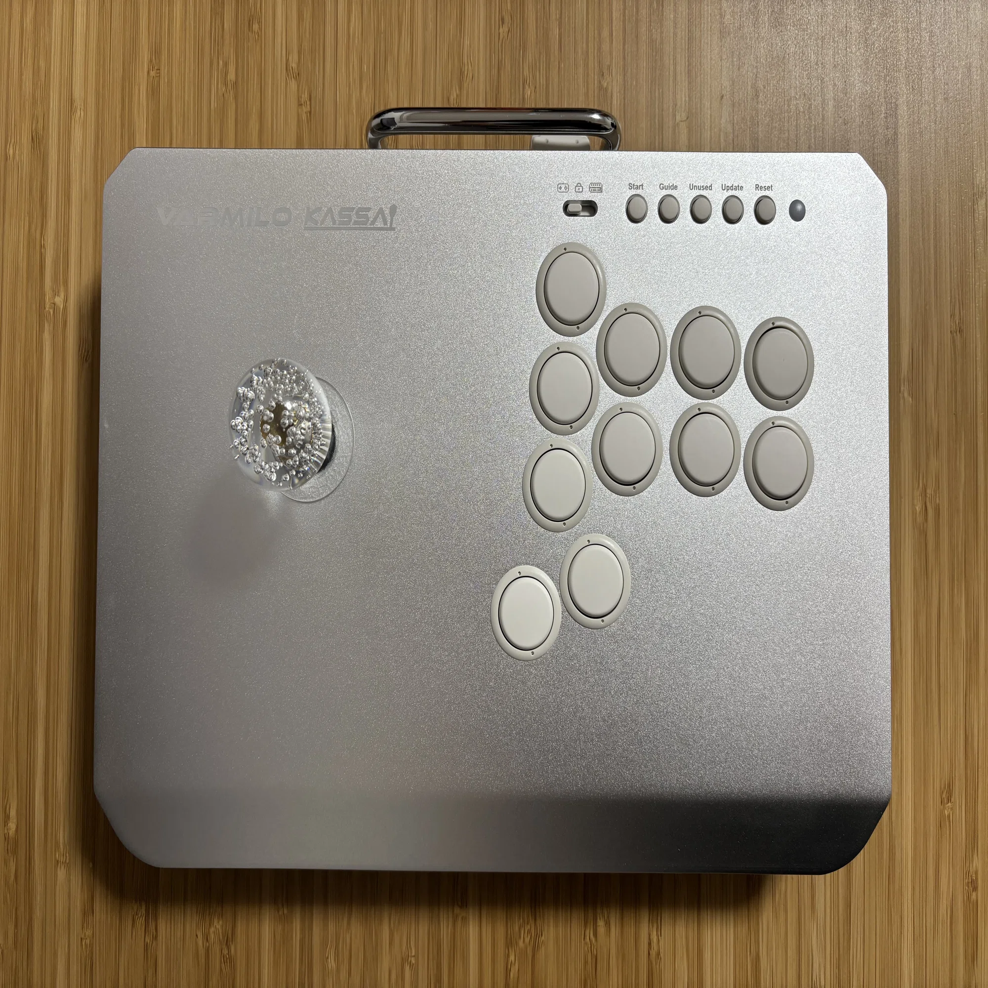 レバーアケコン VARMILO KASSAI レビュー | コンパクトな増設ボタンに 