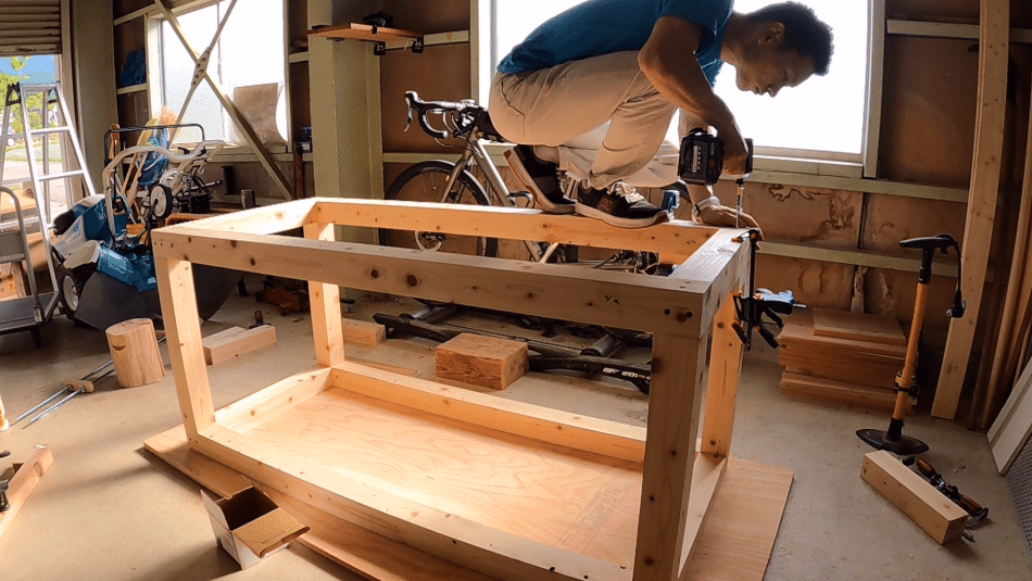 DIY」シンプルな作業台｜ヤマタツ