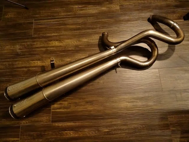 スーパートラップ 2in2 マフラー　スポーツスター ☆HARLEY-DAVIDSON SPORTSTAR883/1200 SuperTrapMuffler 2in2・2in1