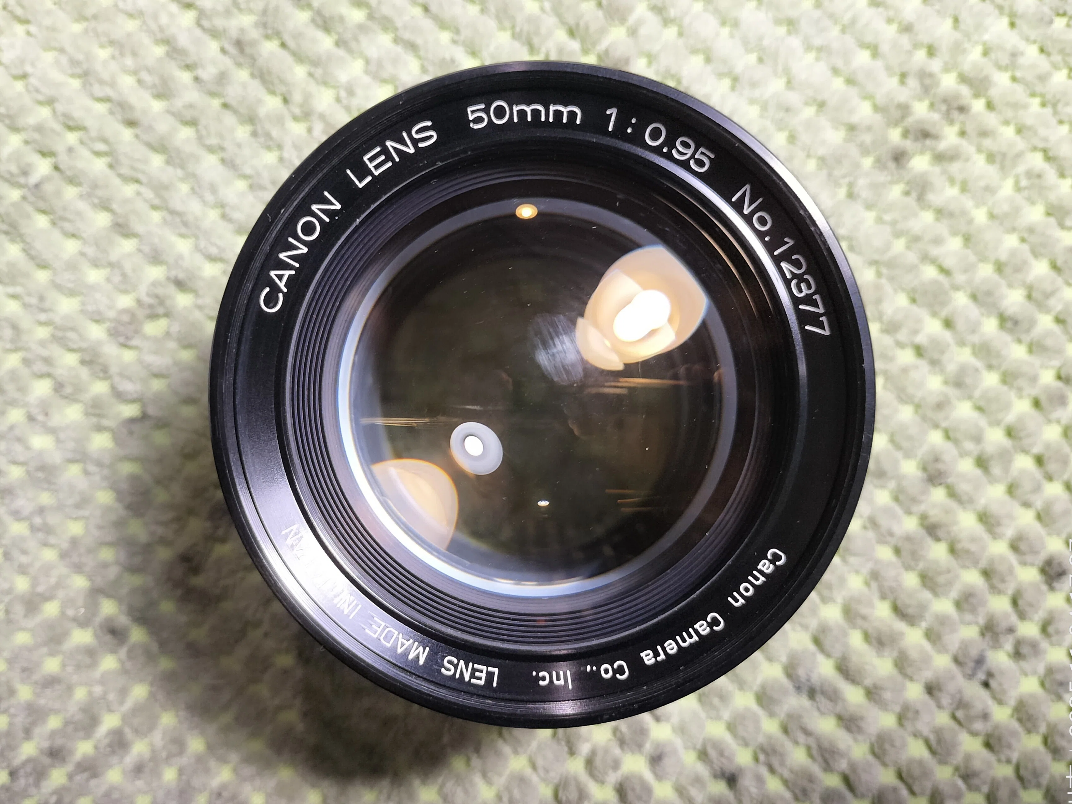 Canon 50mm F/0.95 ドリームレンズの分解｜フィルムカメラ修理のアクア