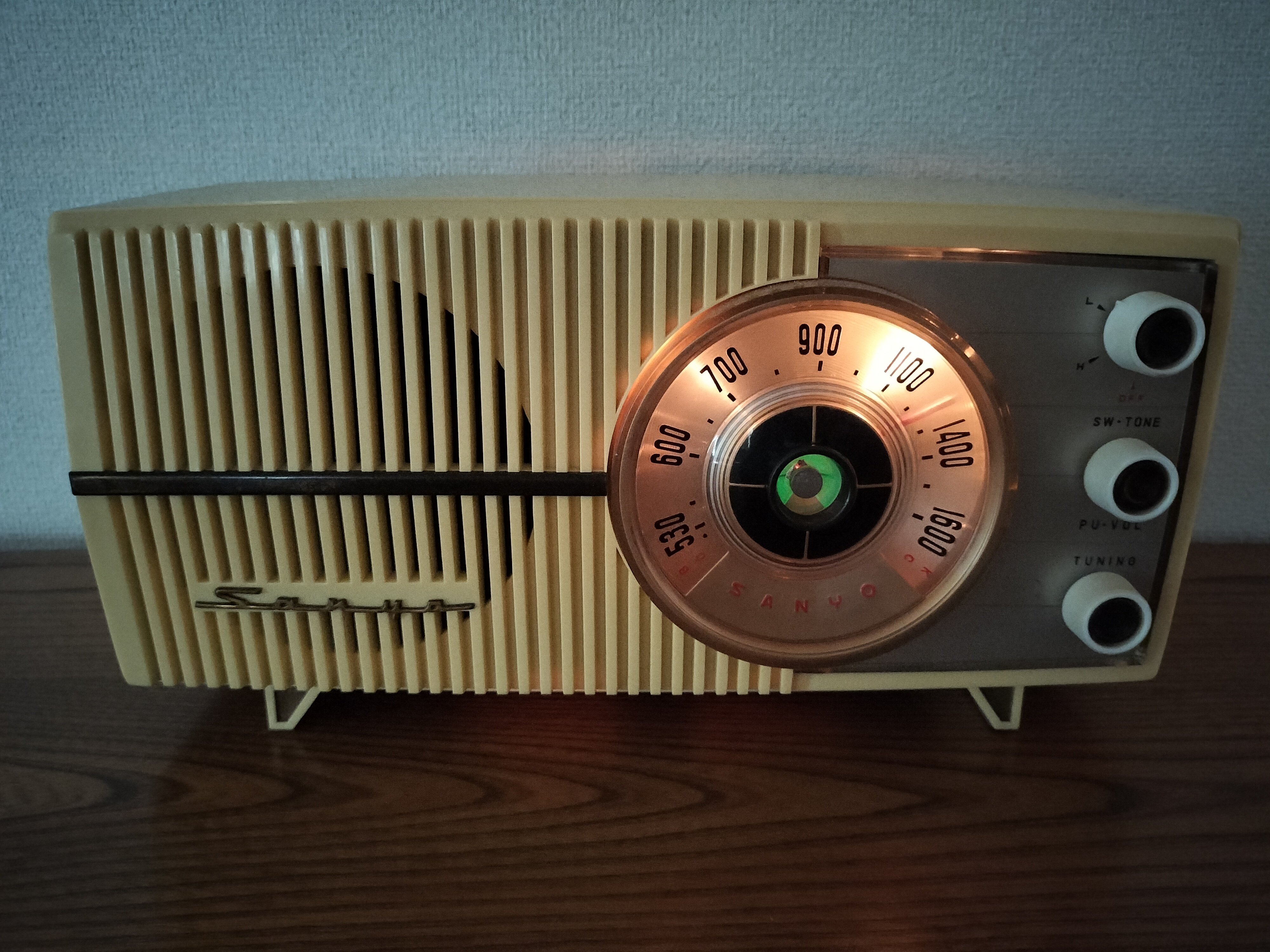 美品！【SANYO】 サンヨー真空管ラジオ SS-70 動作問題ありません サンヨー 真空管ラジオSS－70 修理体験記