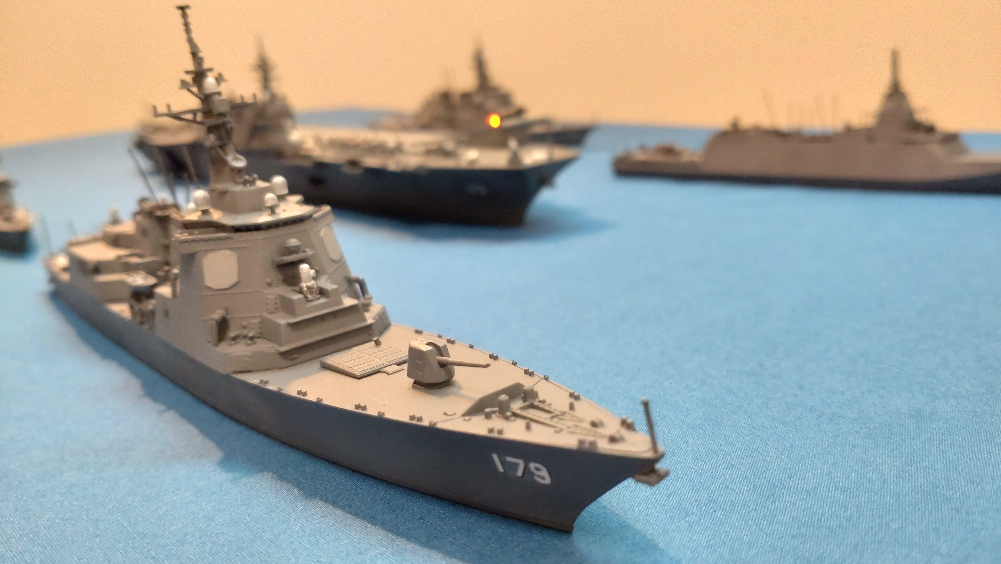 いぶき空母艦隊 ロシアとの海戦へ タミヤキットの優秀さも再確認｜模型