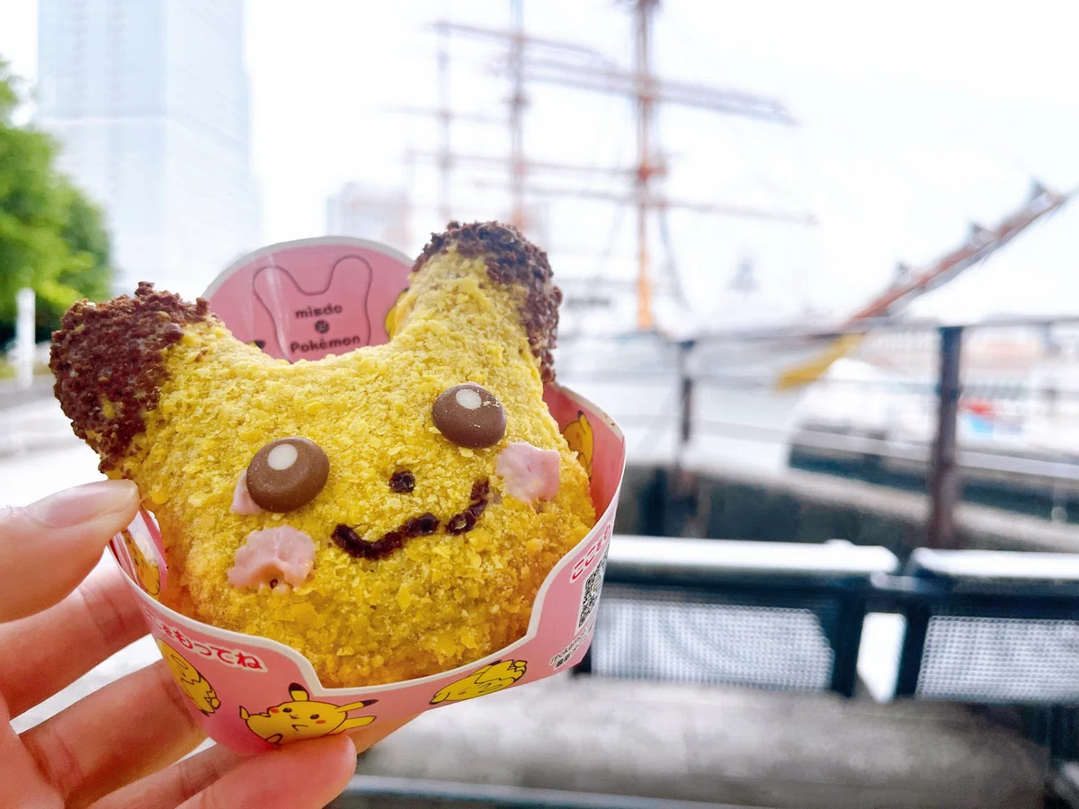 ベビカス、チップスター、ヤングドーナツ、ロングチュー、ピザポテト、パックンチョ ミスドポケモン2025】もふもふピカチュウドーナツと、クチバシティ