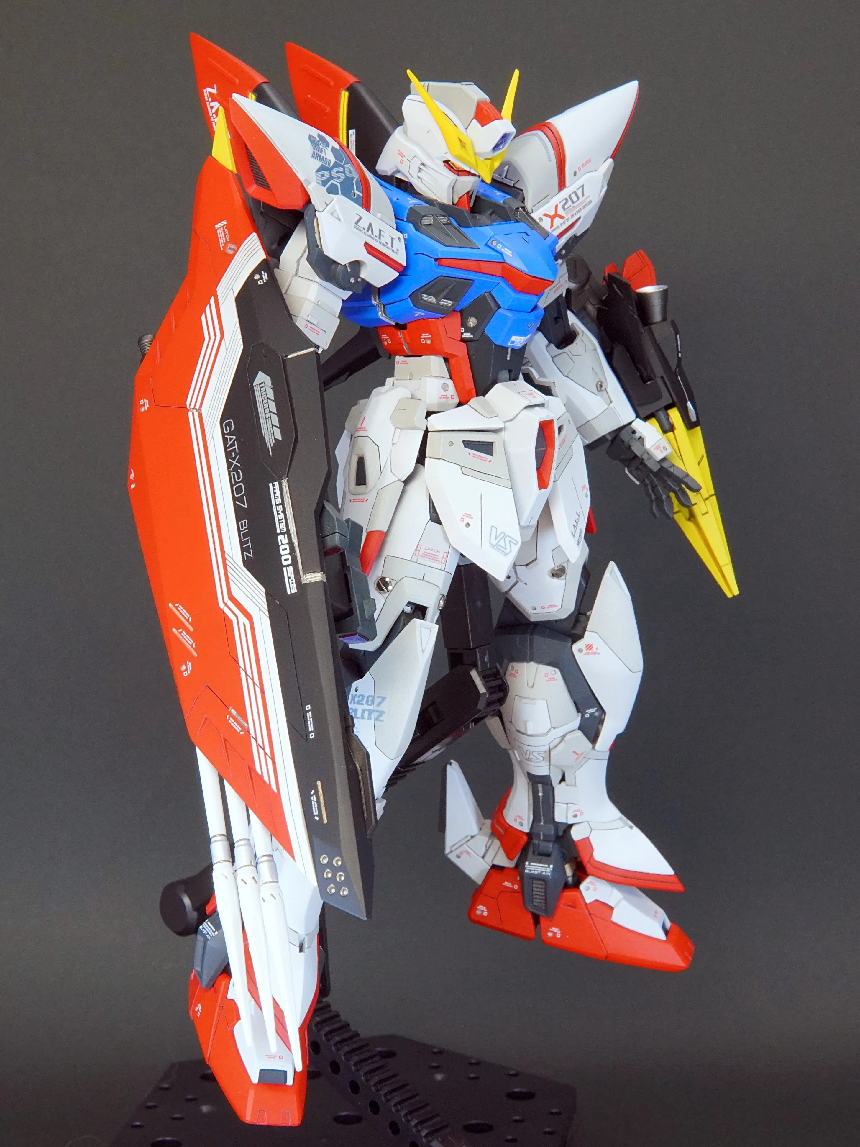 MG ブリッツガンダム 模型製作復帰第一作！｜らきすし