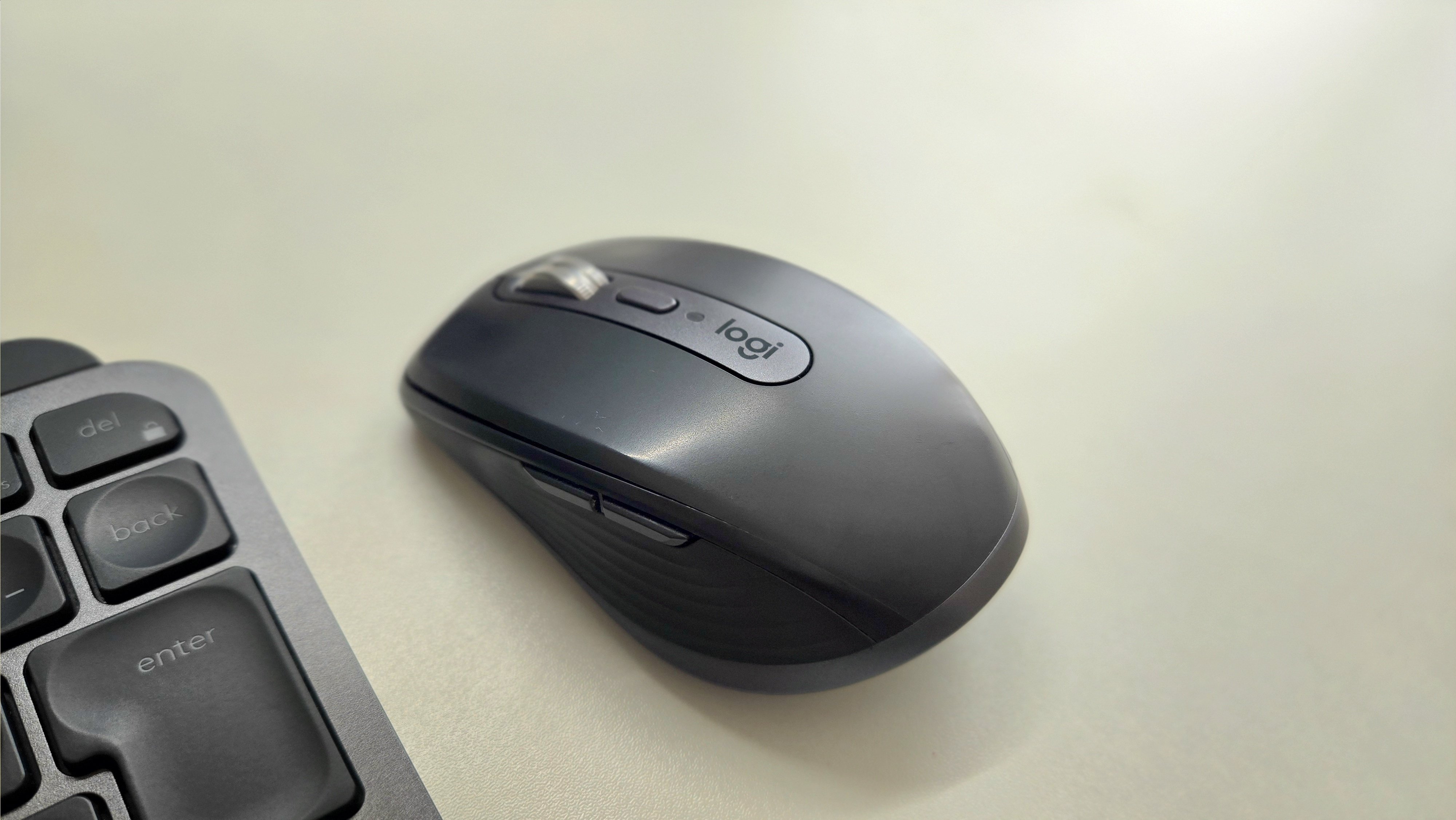 愛用のマウス、Logicool MX Anywhere 3が好きすぎるので聞いてほしい