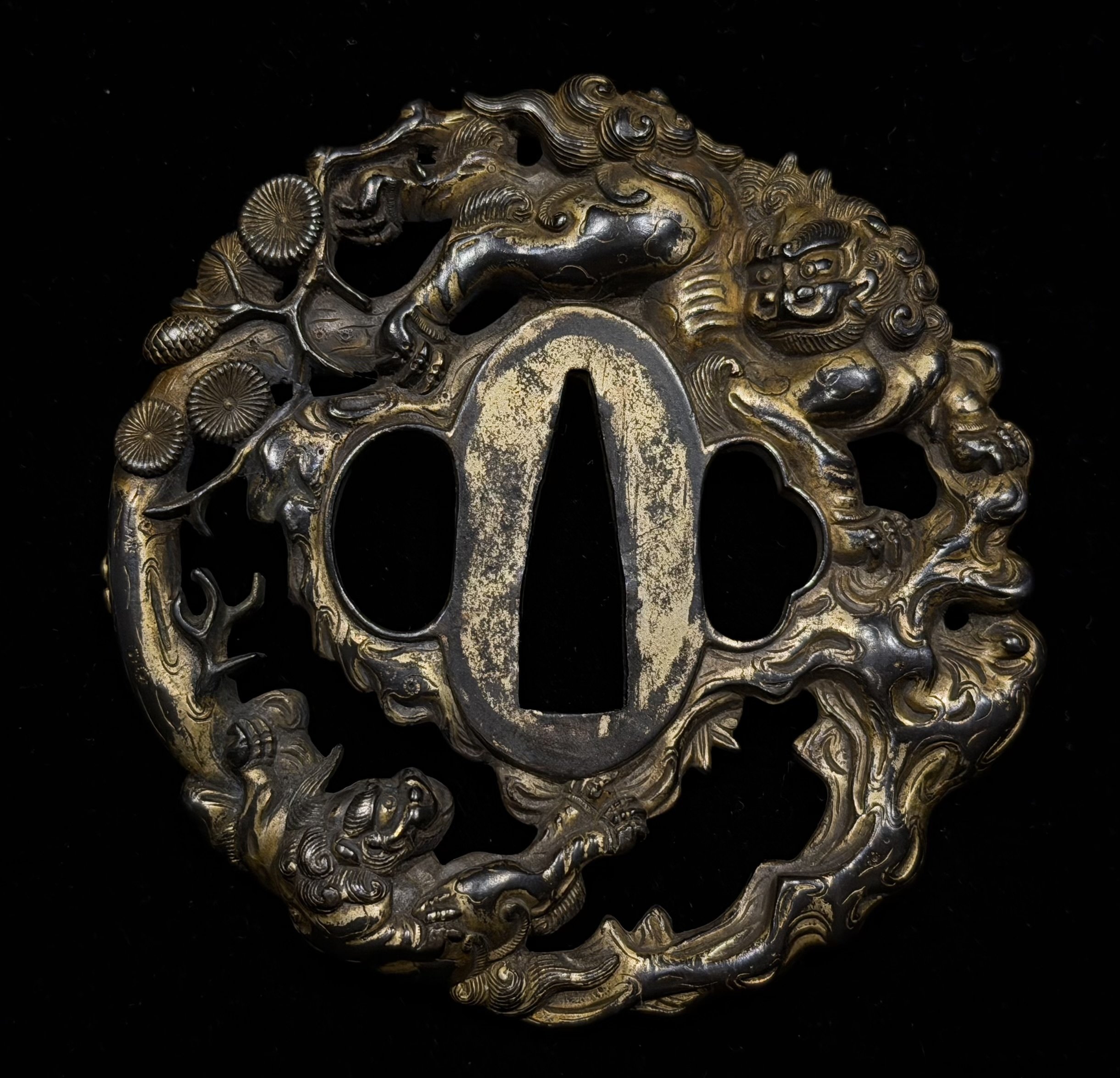 埋忠 蝦夷風鐔①｜刀箱師の日本刀ブログ 中村圭佑