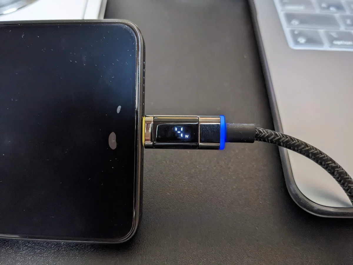 Mac歴10年が厳選】素人が本気で選んだMacBookおすすめアクセサリー13選 