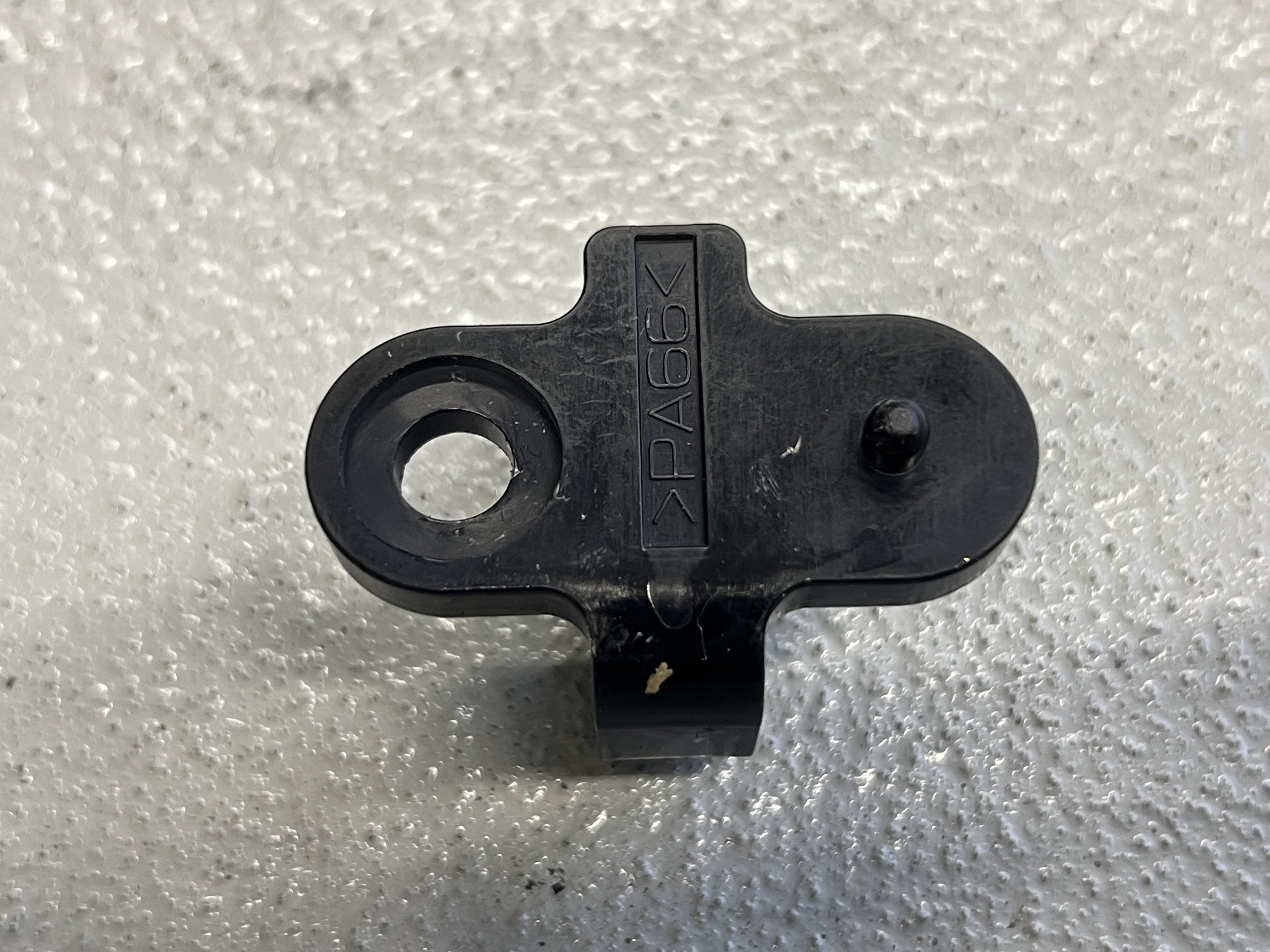 純正部品流用」スズキ 61196-38G01 ガイドリアブレーキホース 100円