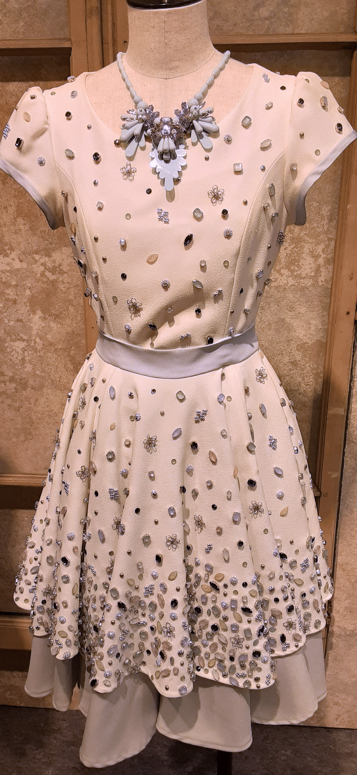 AKB48大衣装展2025②｜ゆりか(旧:つむぎ)