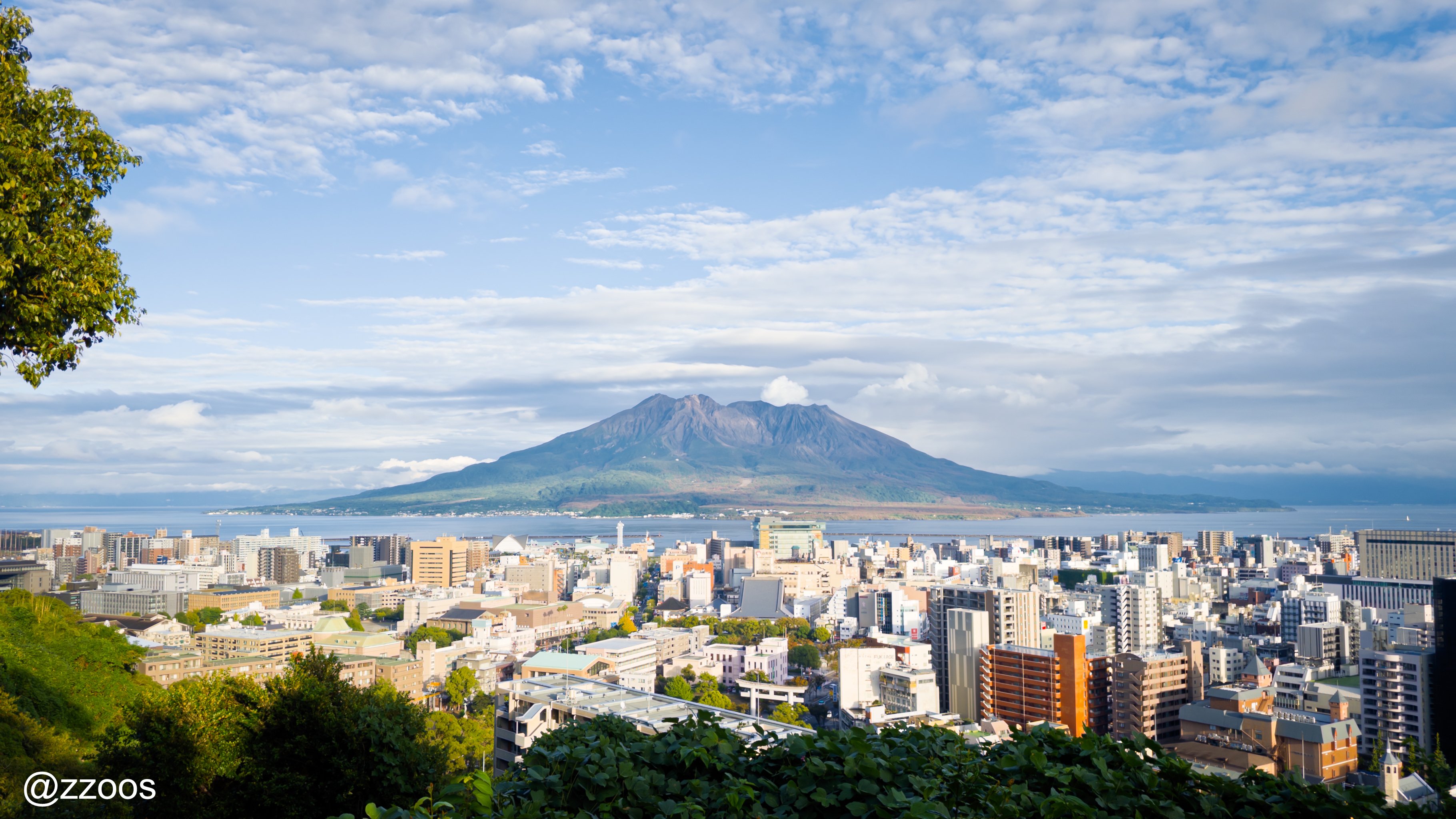 鹿児島と桜島を一望できる場所｜zzoos