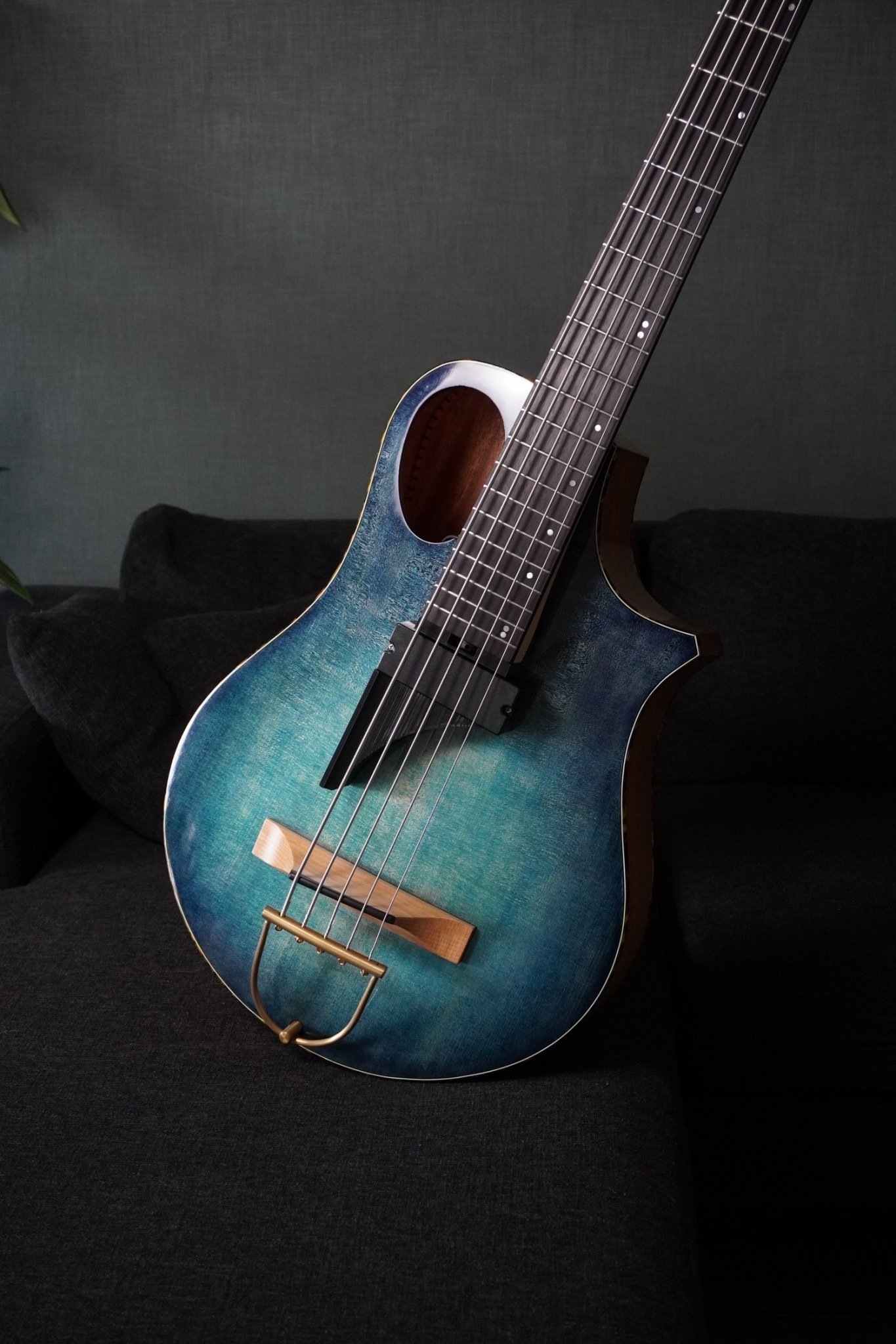 アコースティックベースと出会う｜レコラボnote店