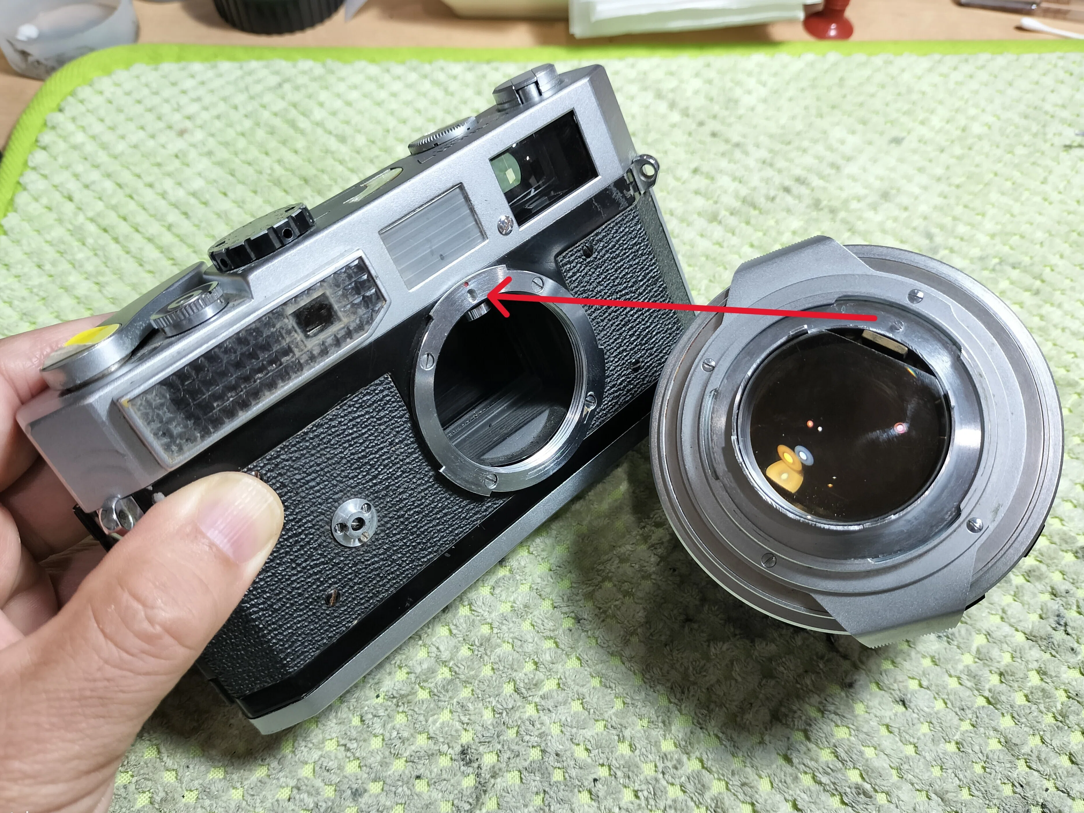 Canon 50mm F/0.95 ドリームレンズの分解｜フィルムカメラ修理のアクア