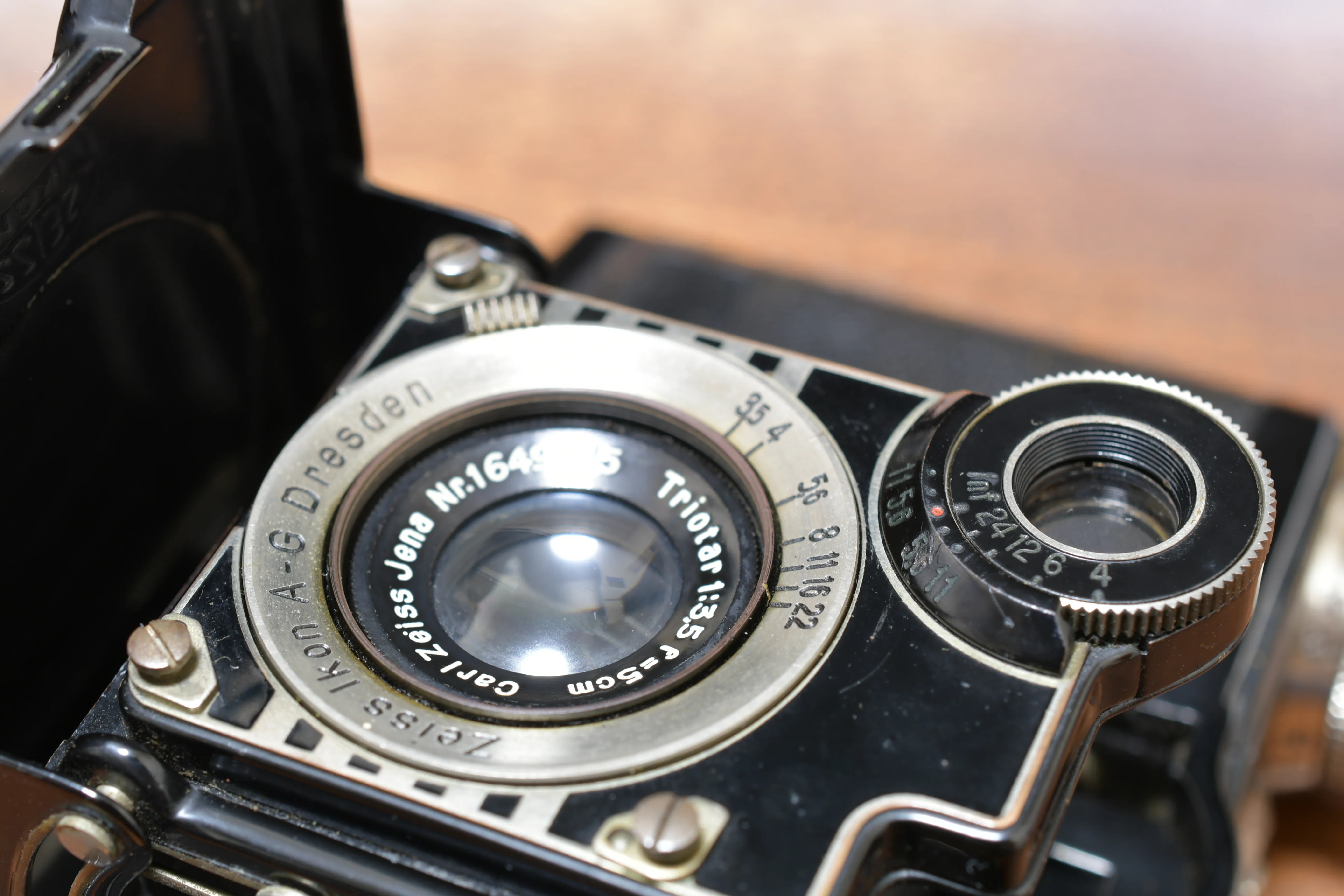 Zeiss Ikon Super Nettel｜と ご り ん