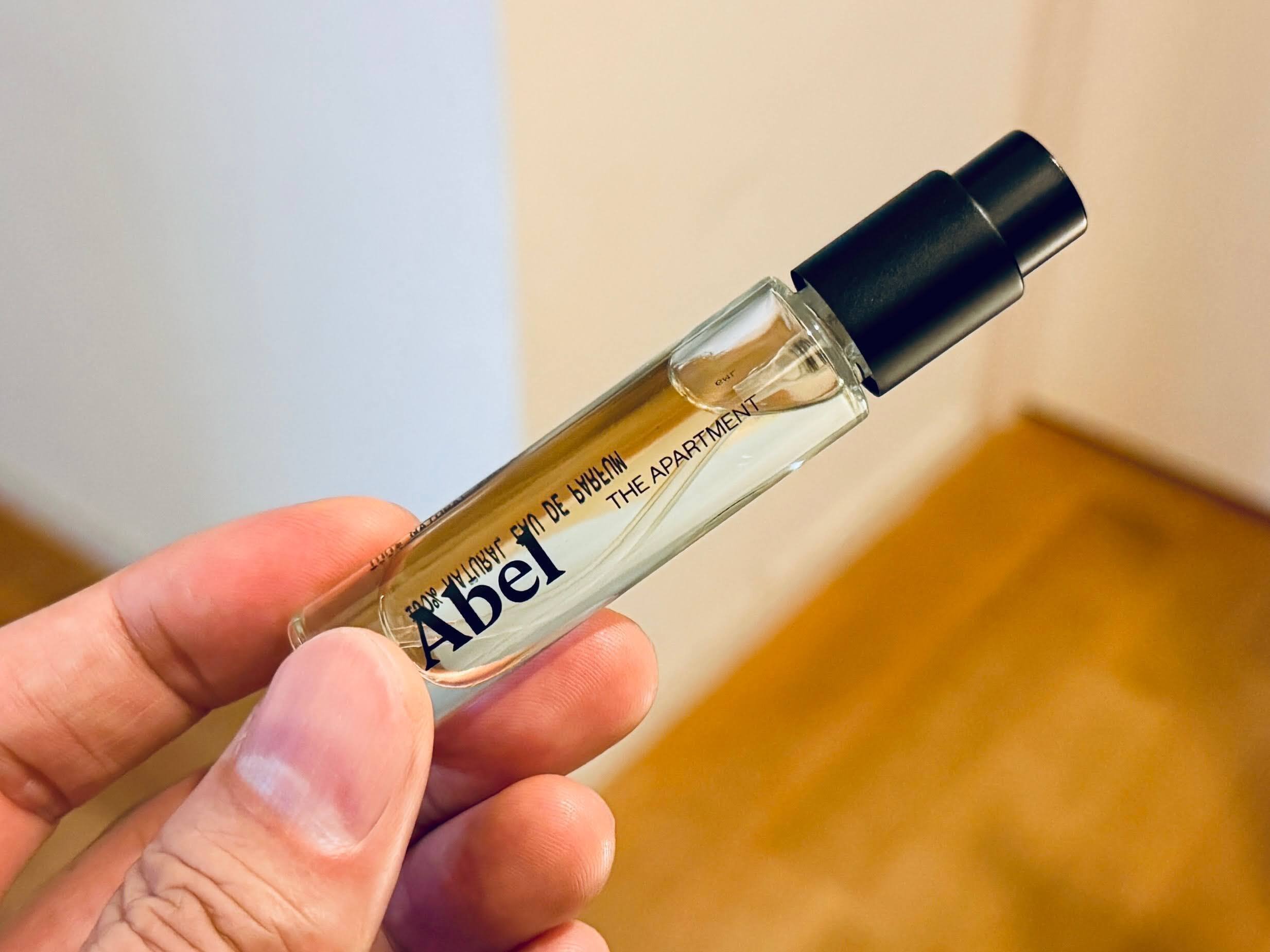 Abel | The Apartment。親密な甘さと日常のリアリティが同居する香り