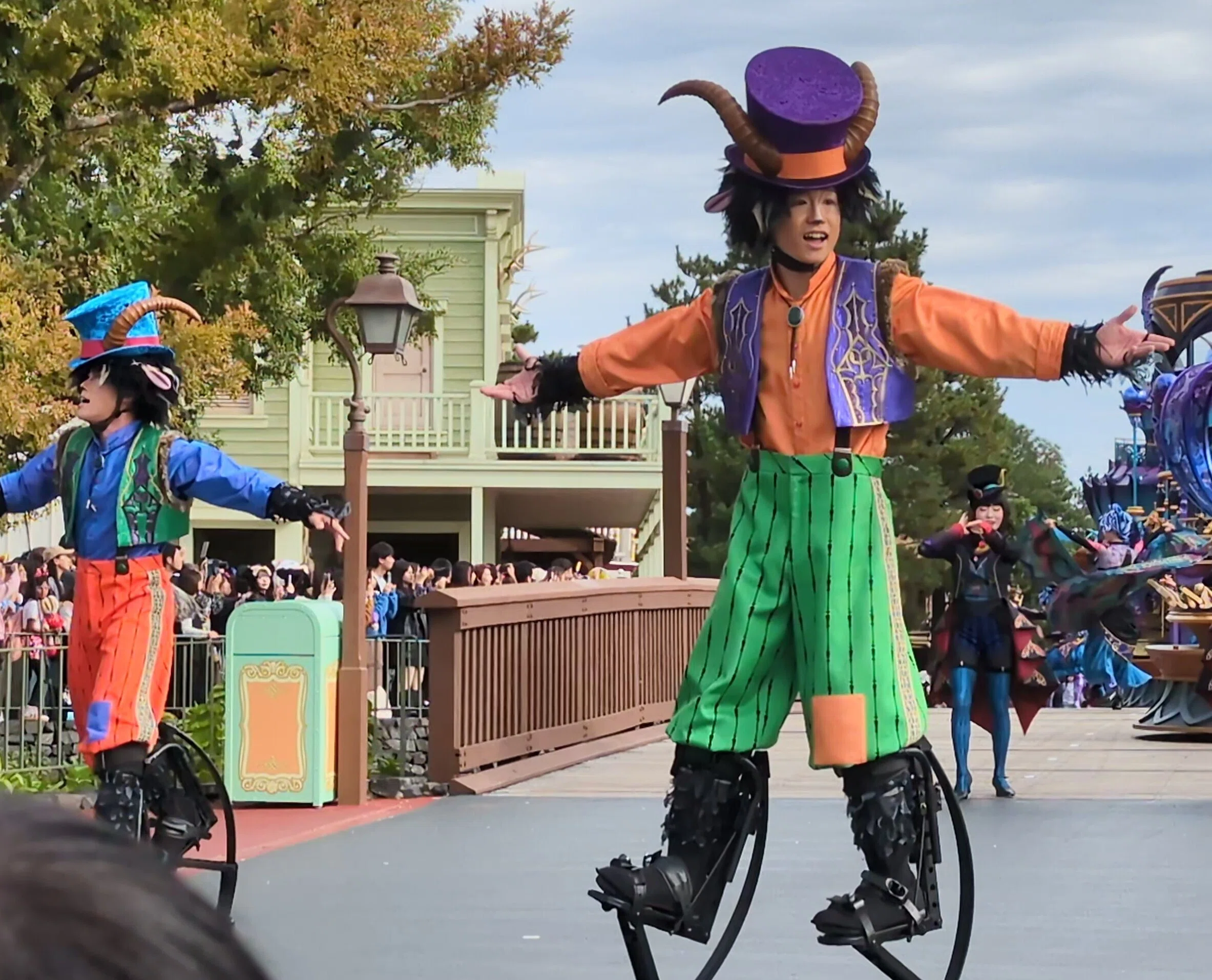観れば観るほど夢中になる！フレンジー2025の狂乱ハロウィーン
