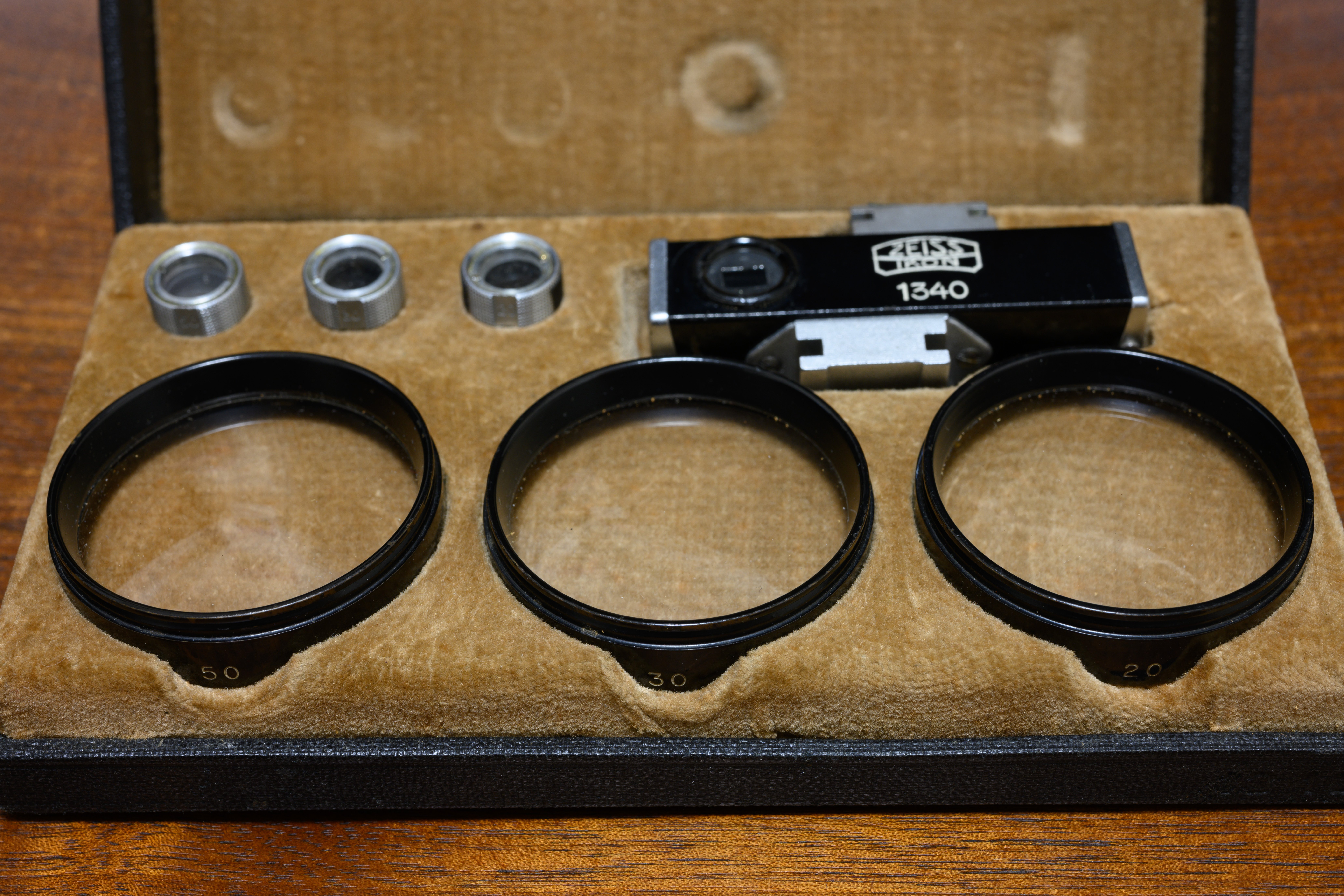 【ZEISS IKON】ツアイス コンタメーター 美品 Contax ニ告グ！90cmノ壁ヲ突破セヨ｜と ご り ん