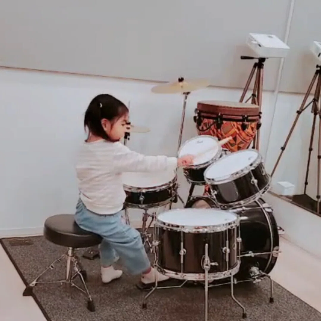 🎵Drum lessons for a 4-year-old girl with developmental characteristics🎵 ...