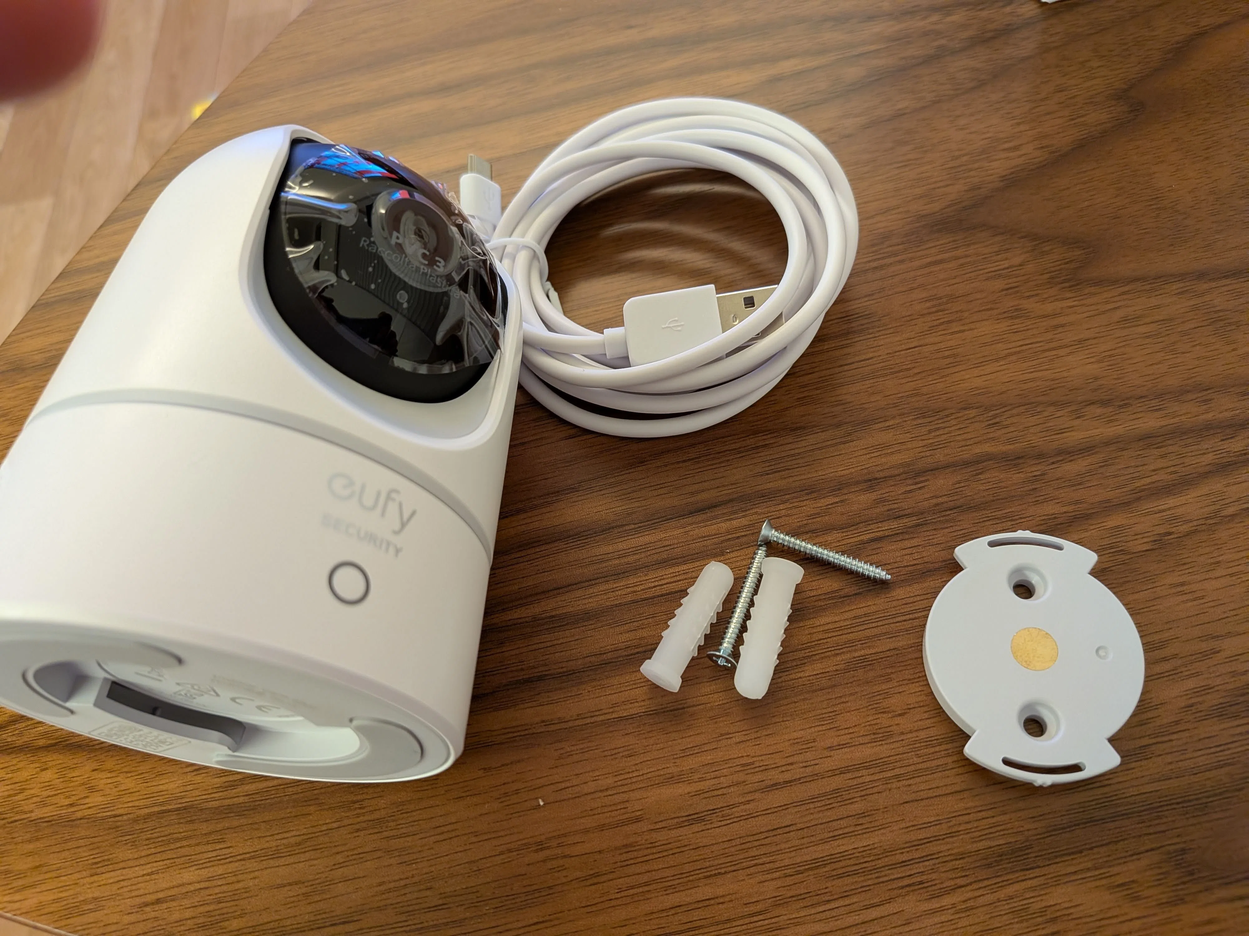 猫の留守番＆防犯対策にAnker Eufy IndoorCam 2Kを購入してみました｜S