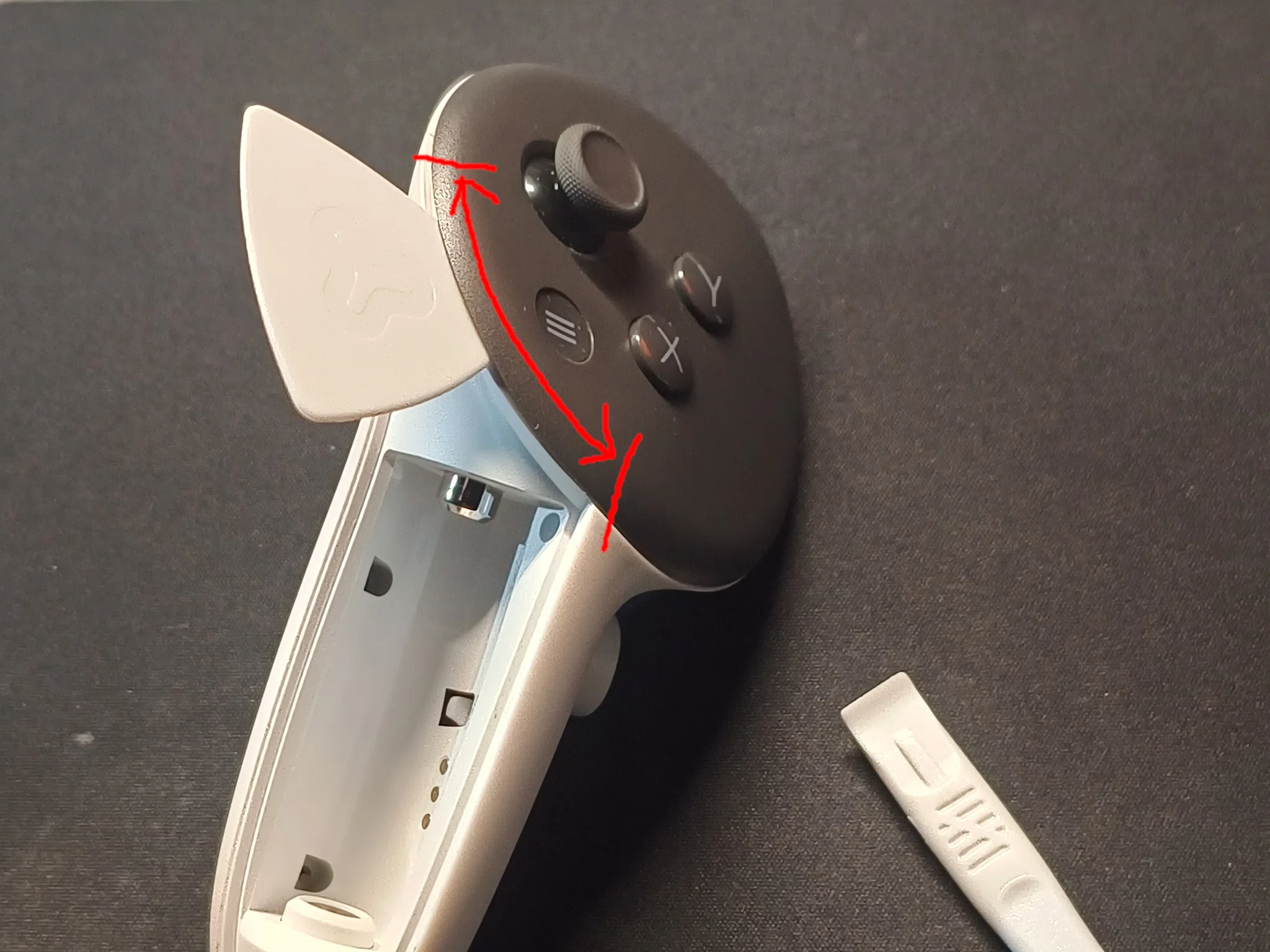 Quest3 touch コントローラーの分解清掃によるドリフト解消 + 交換｜ds93