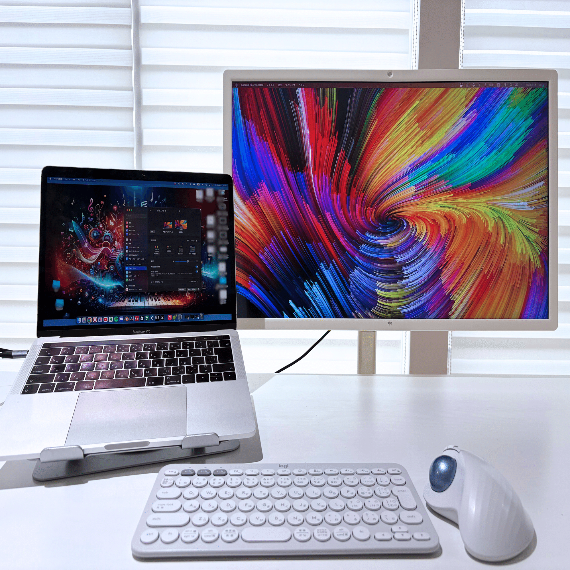 モニターにもスピーカーにもなるKTC MegPad27型 （A27Q7）移動式