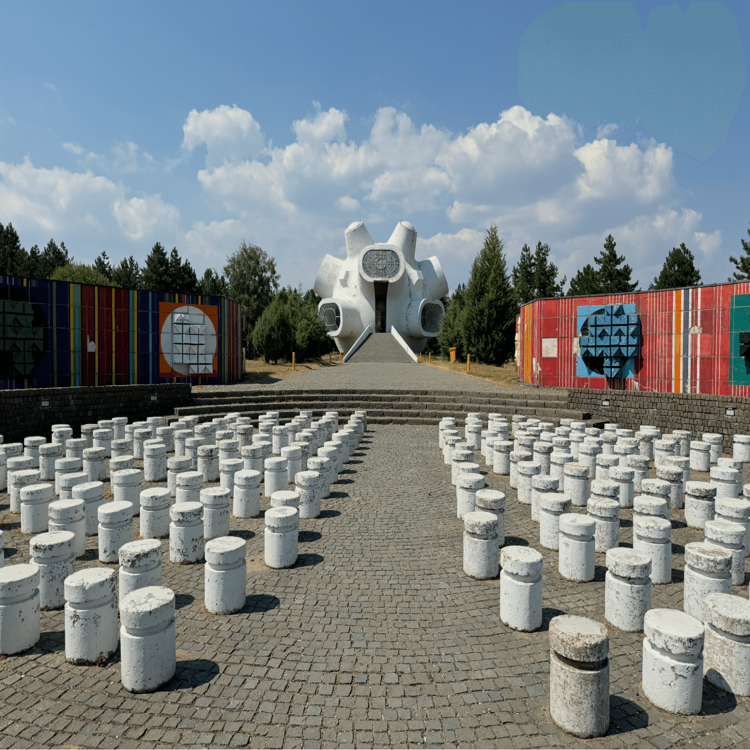 愛しのスポメニック［Споменик］（北マケドニア編）：「イリンデン記念