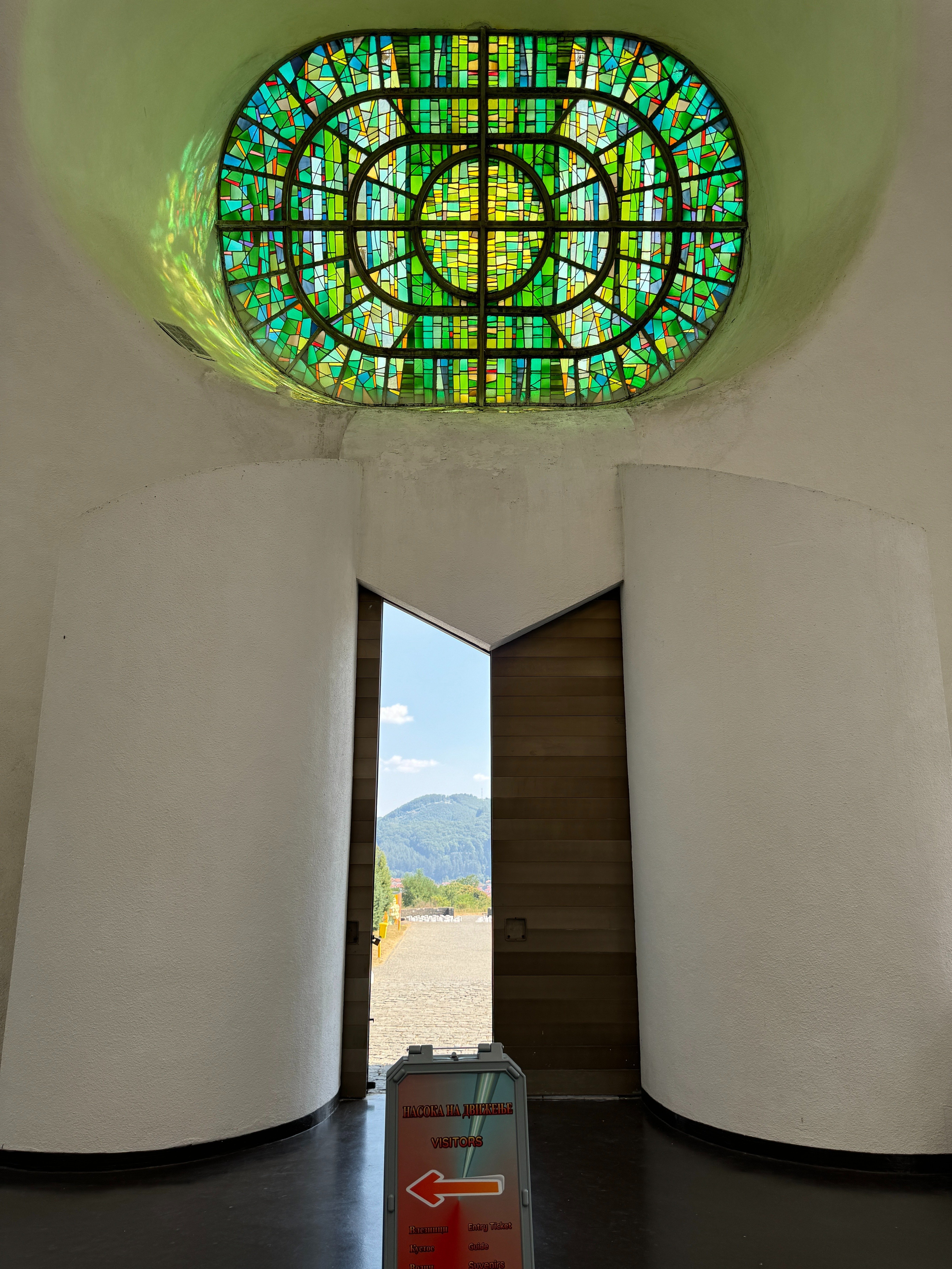 愛しのスポメニック［Споменик］（北マケドニア編）：「イリンデン記念