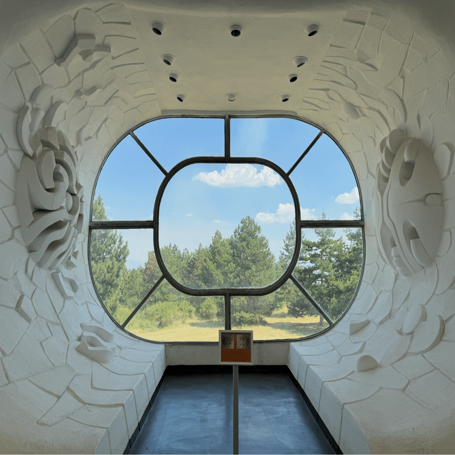 愛しのスポメニック［Споменик］（北マケドニア編）：「イリンデン記念