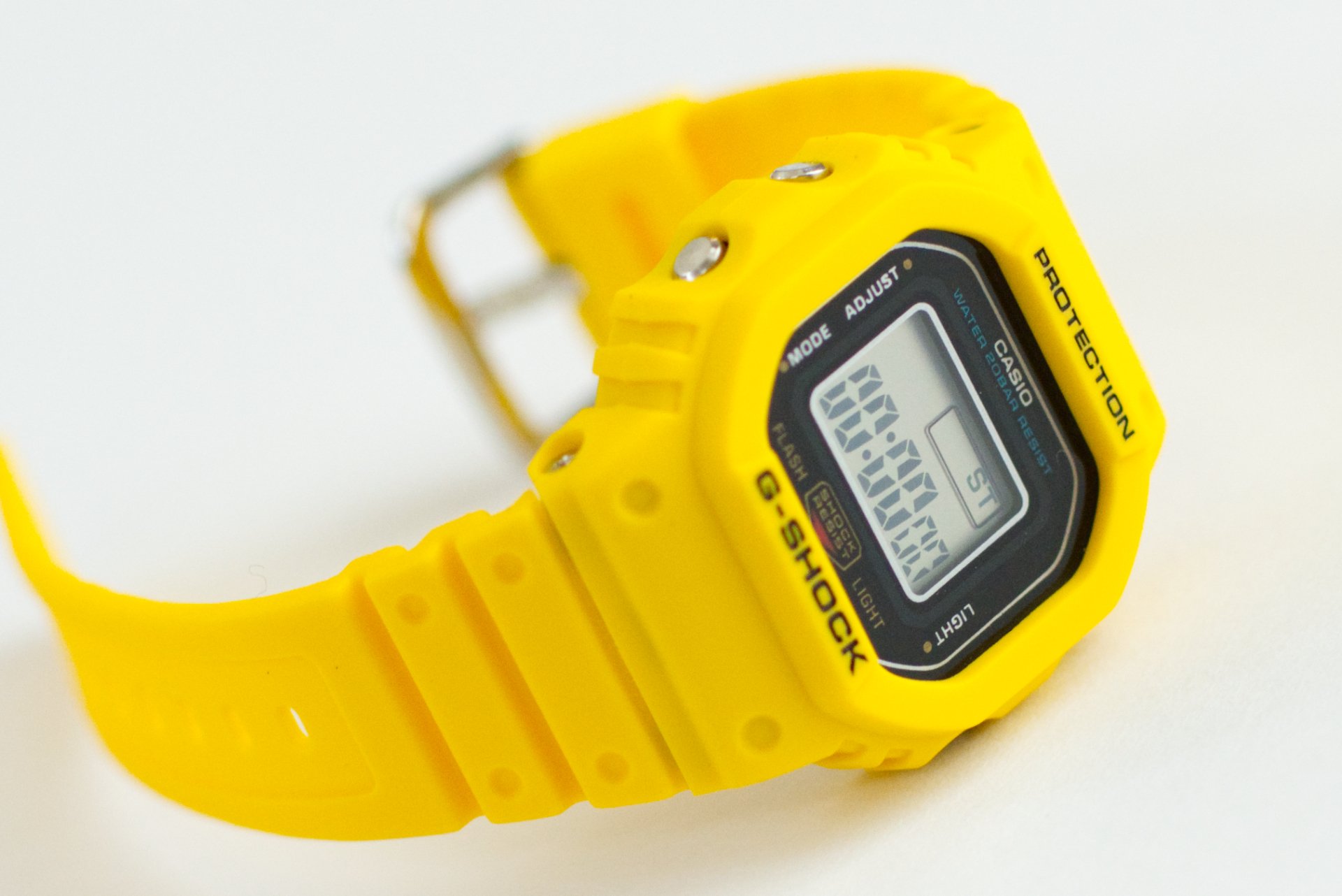 【新品】G-SHOCK nano DWN-5600-9JR 黄 11月8日発売》G-SHOCK Nano ナノ イエロー DWN-5600-9JR メンズ
