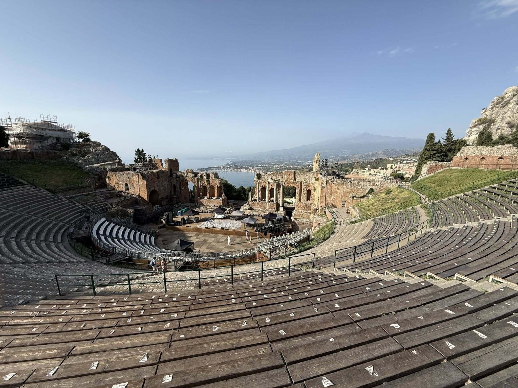 シチリア旅行記②】 絶景と美食に酔いしれる、タオルミーナの一日