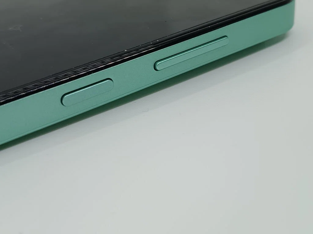 7.2インチって、実際どうなの？ OUKITEL C69を使ってみた正直レビュー