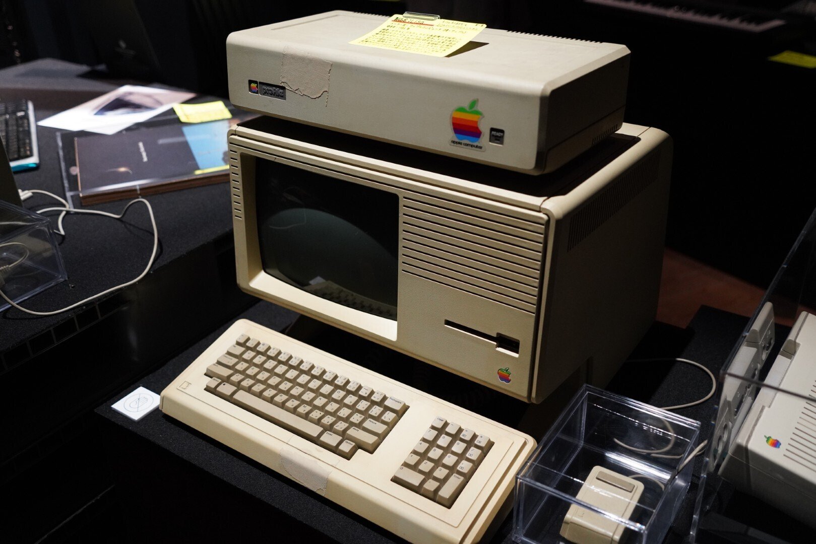 電脳秘宝館 - 角川武蔵野ミュージアム(3) - 16ビットなパソコンとMac
