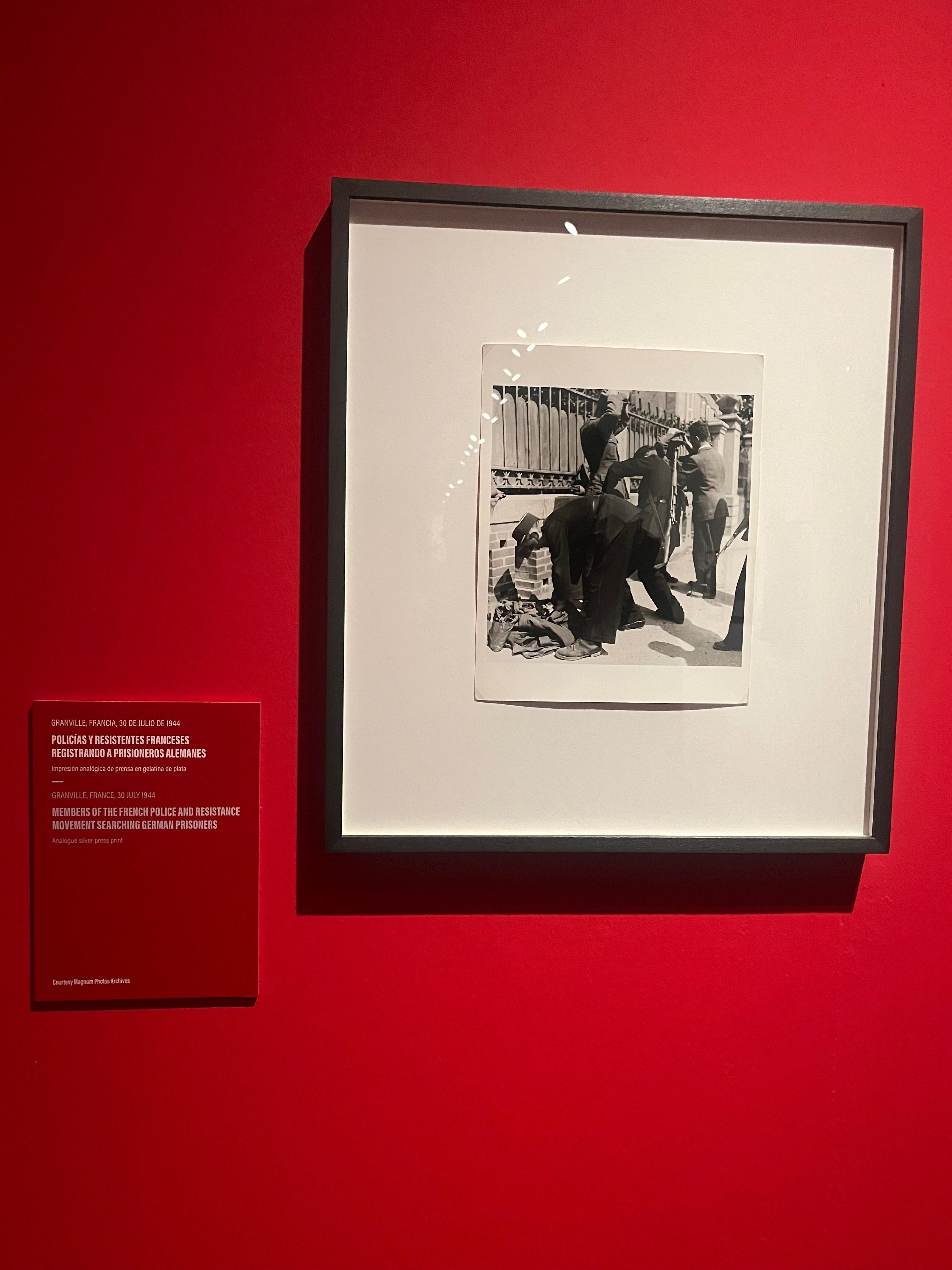 マドリードで回顧展『ロバート・キャパ。アイコン』を堪能。戦争写真家