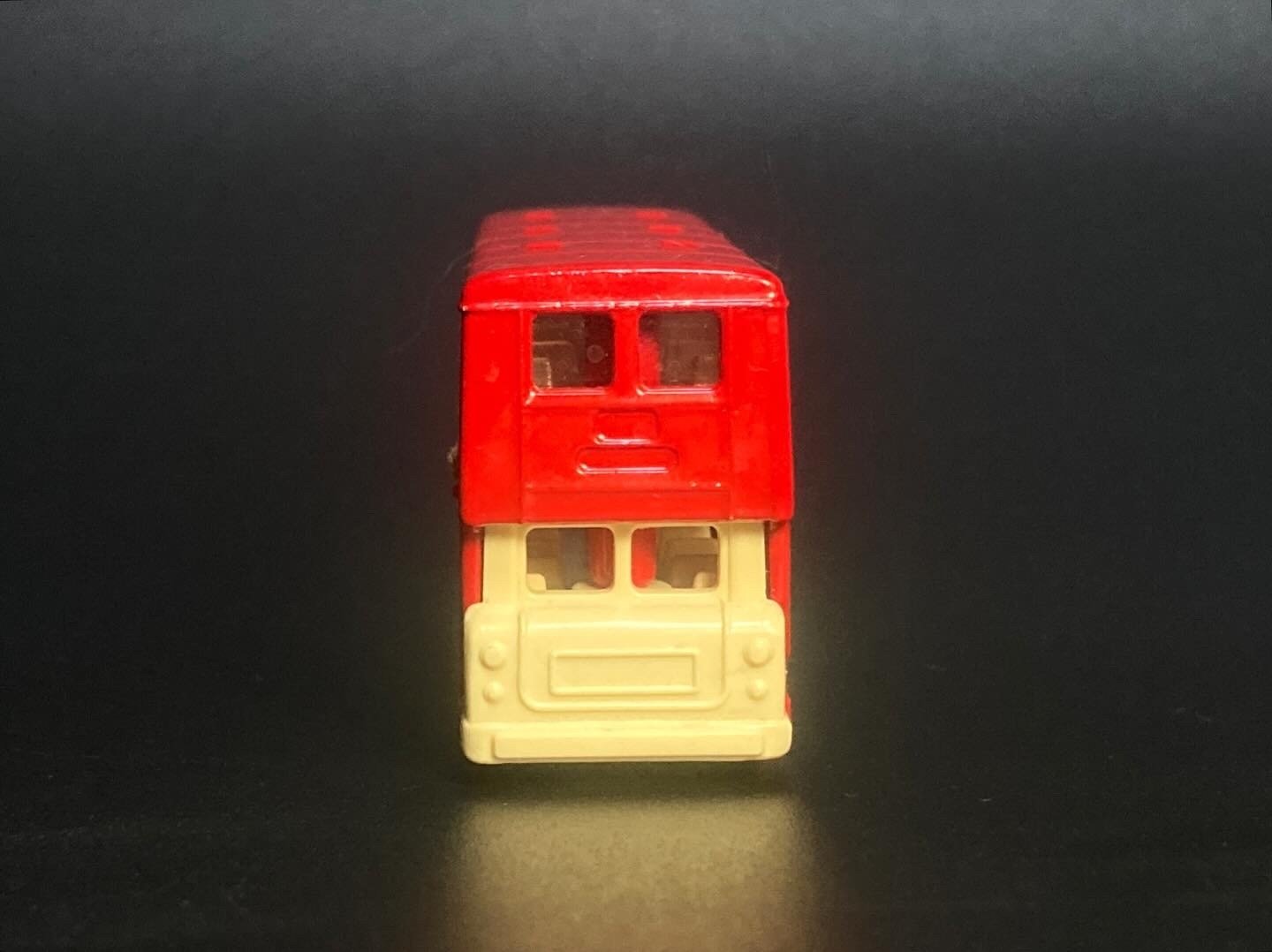 トミカNo.F15】1977年発売「ロンドンバス」──青箱に詰まった英国の