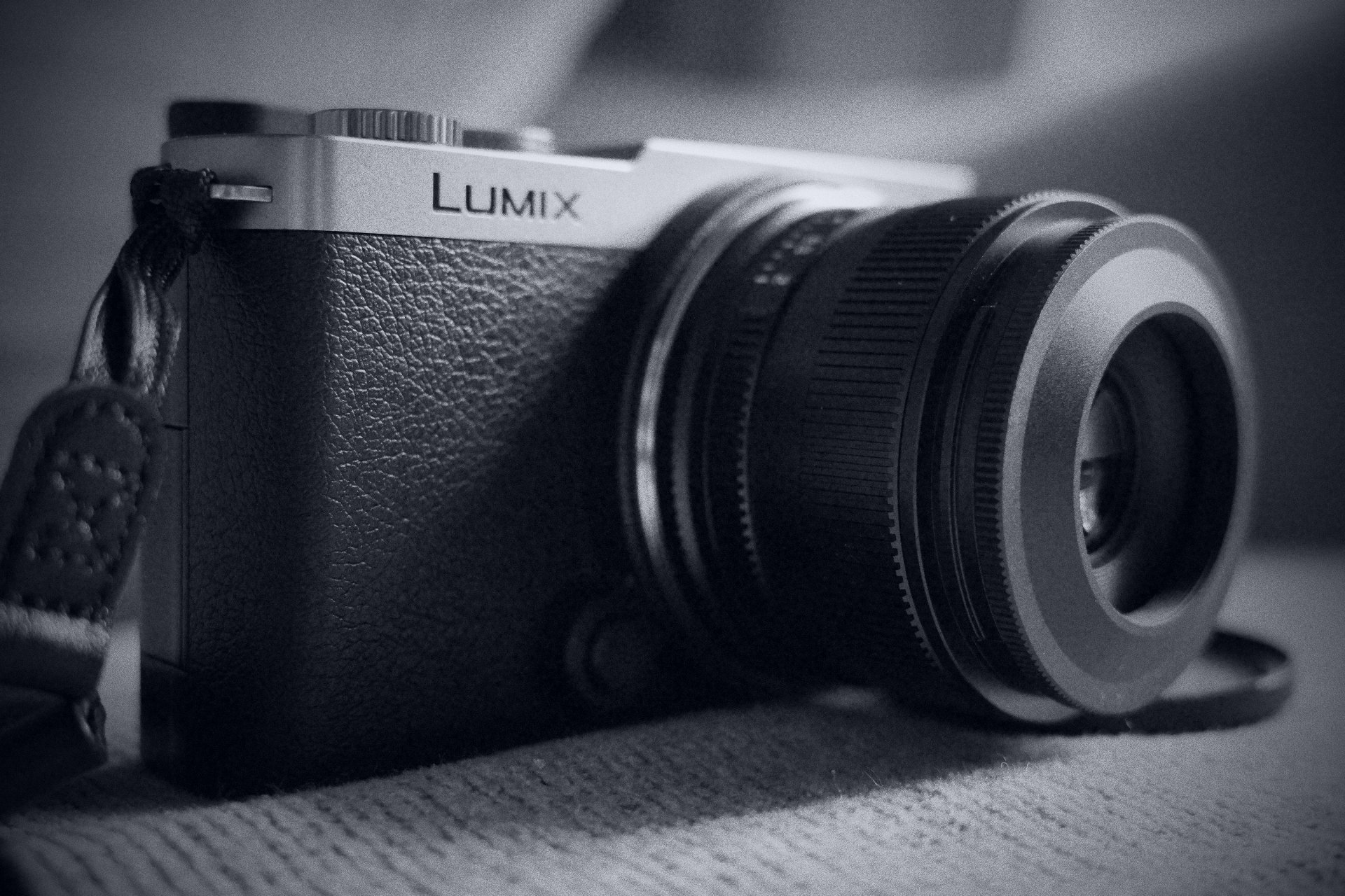 TTARTISAN AF 40mm F2にフジツボフード｜tatsumine