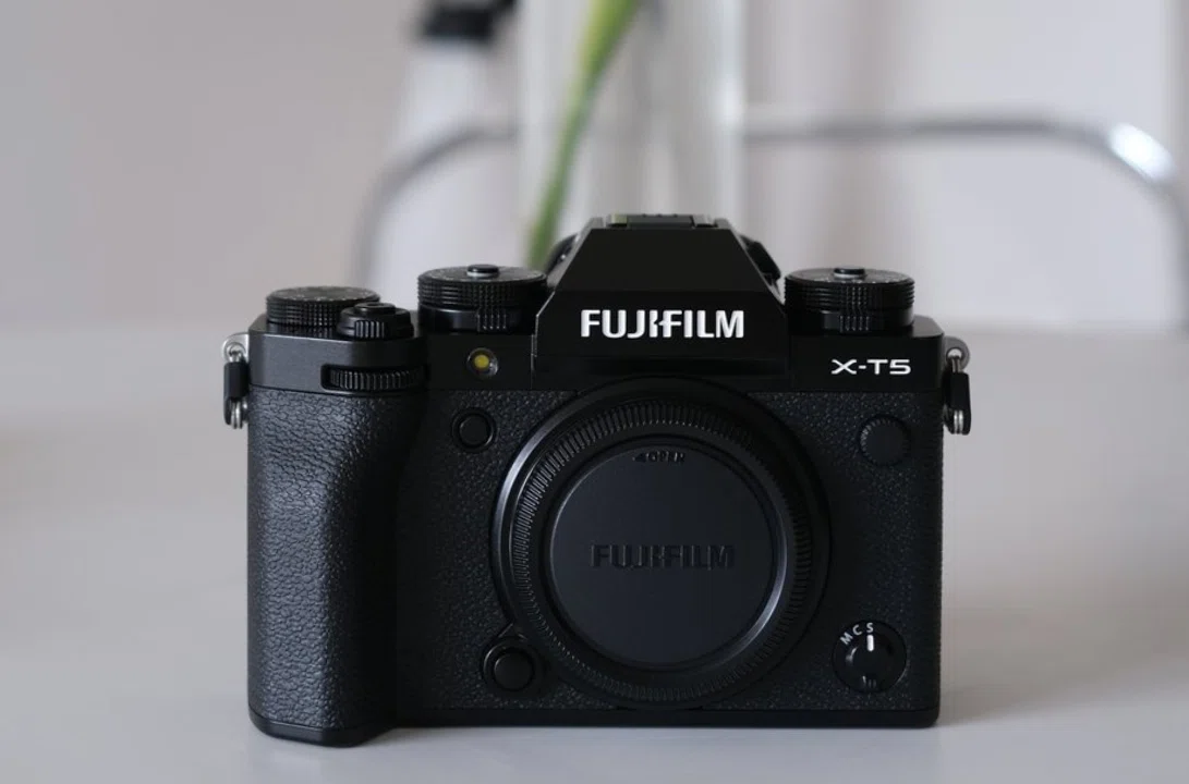 旅にどのカメラを持っていく？──結局「写ルンです」が最強な3つの