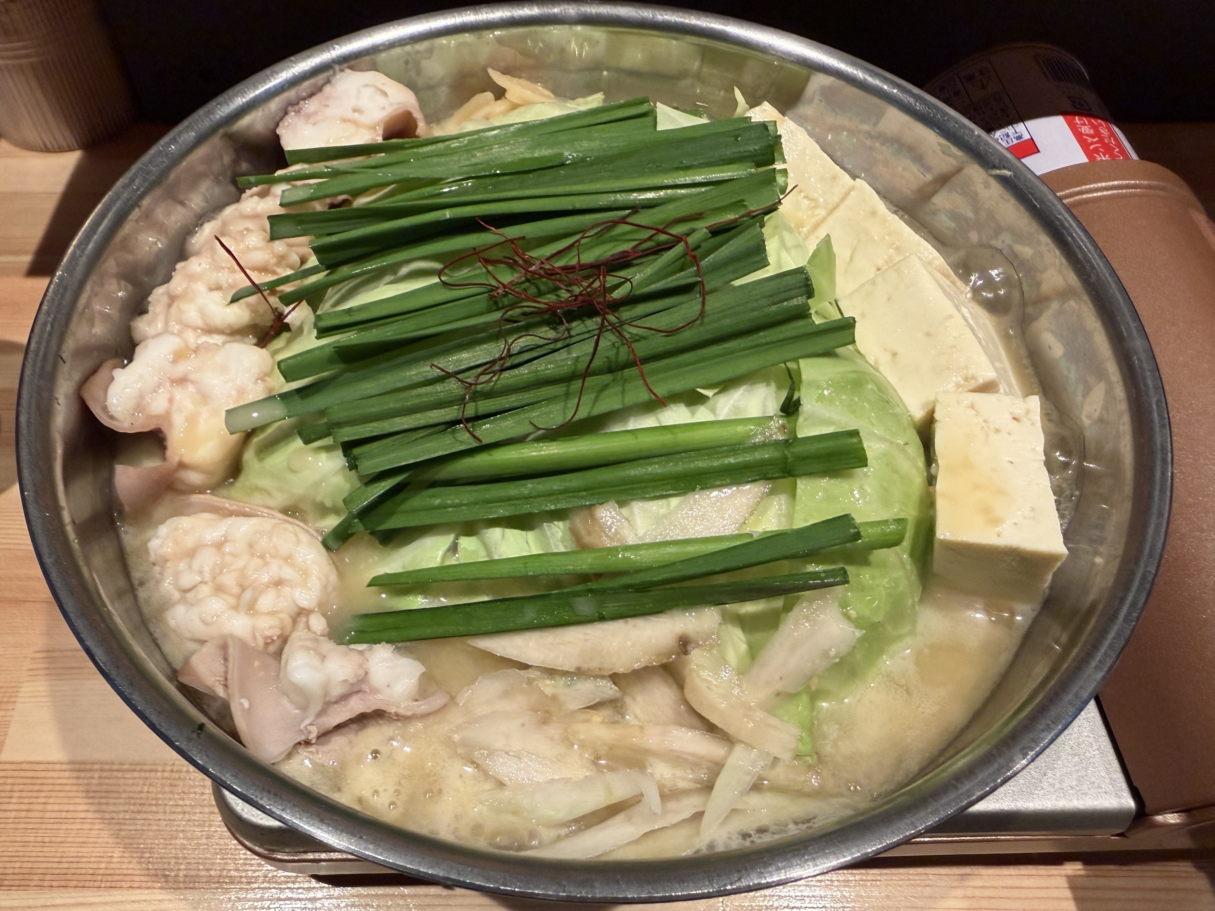 大失敗？！福岡中洲であやしげなもつ鍋店に入った潜入レポ｜かさこ