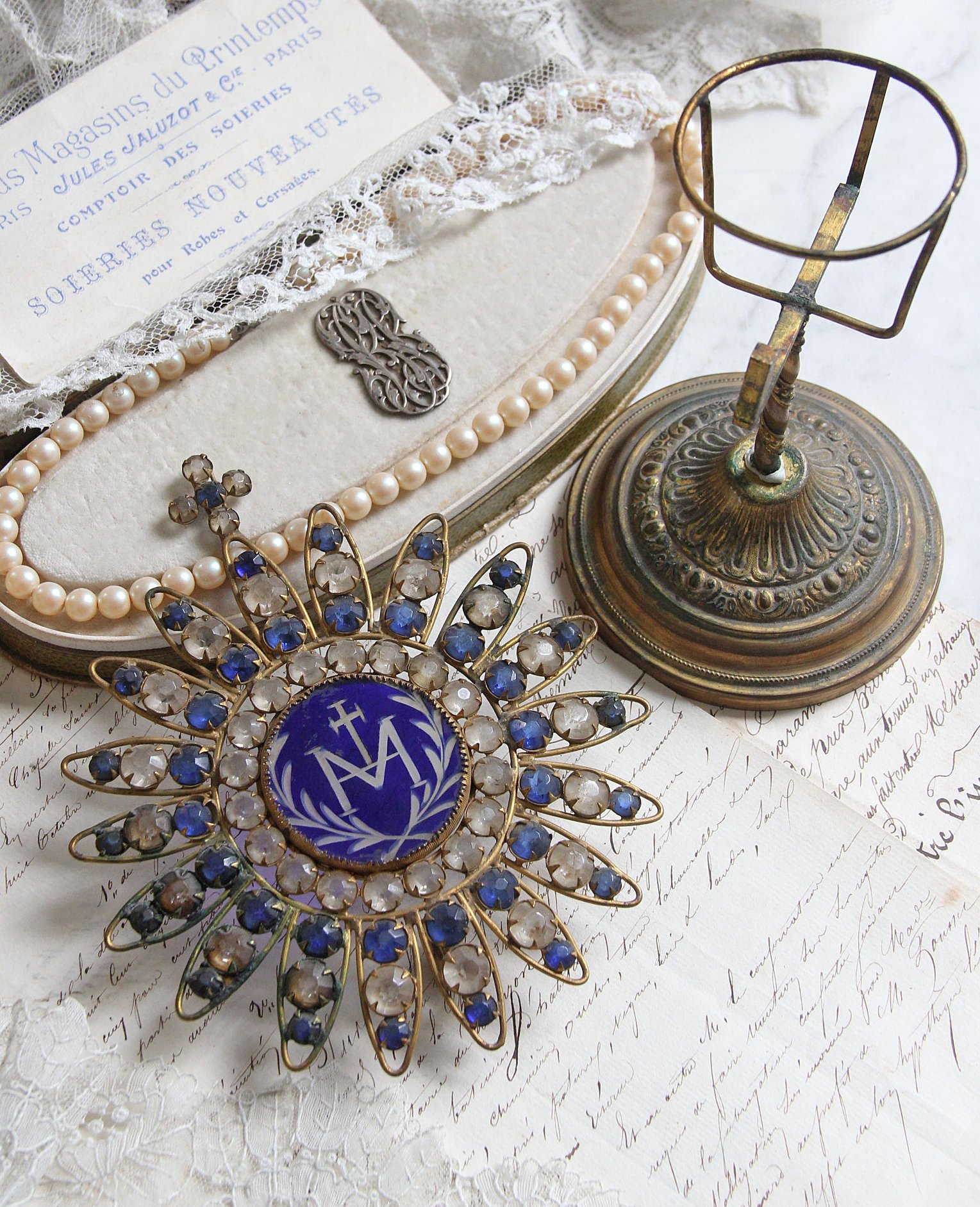 100年前の青色の時間、青色の蒐集、海の骨董店。｜アンヴァンテール