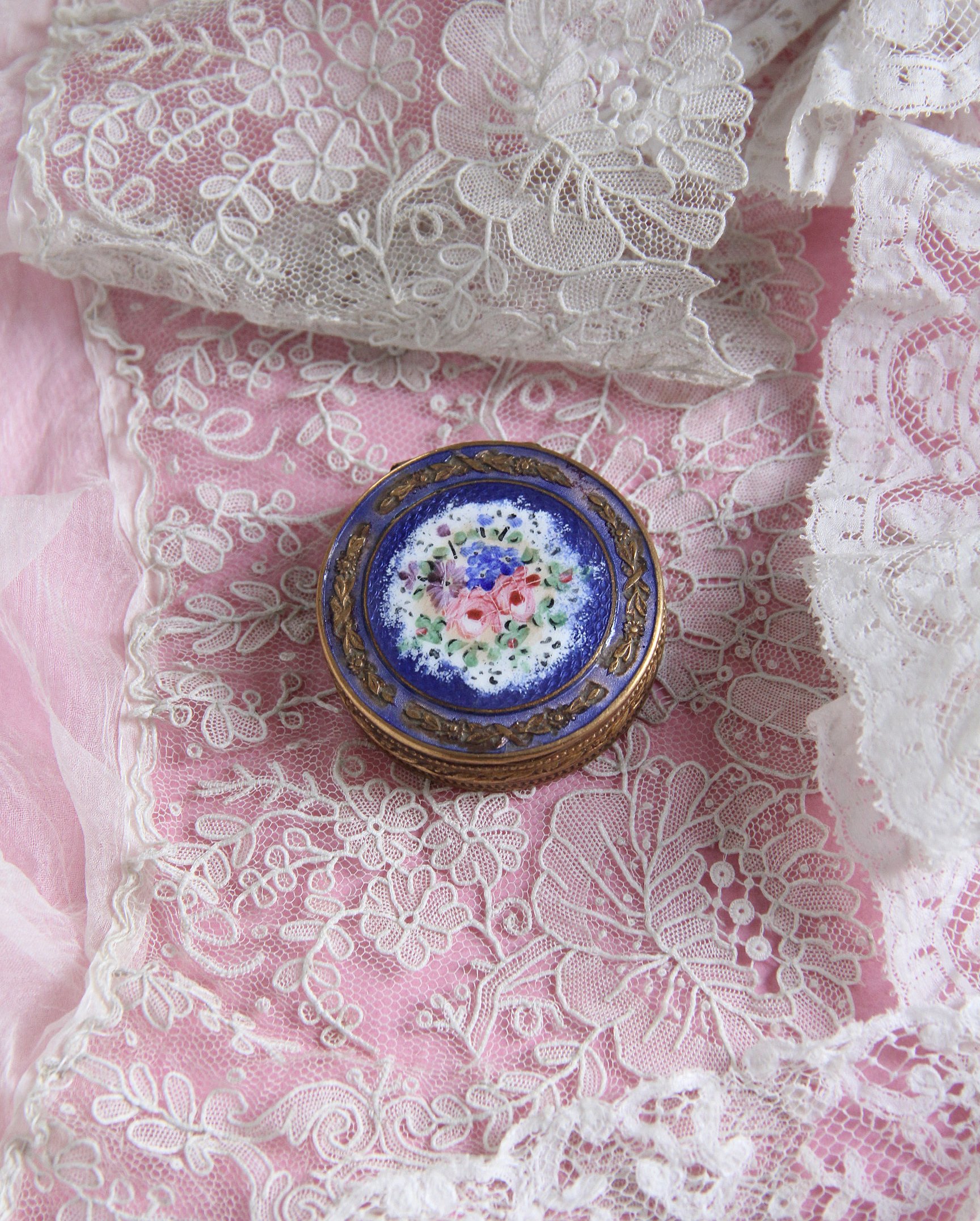 100年前の青色の時間、青色の蒐集、海の骨董店。｜アンヴァンテール