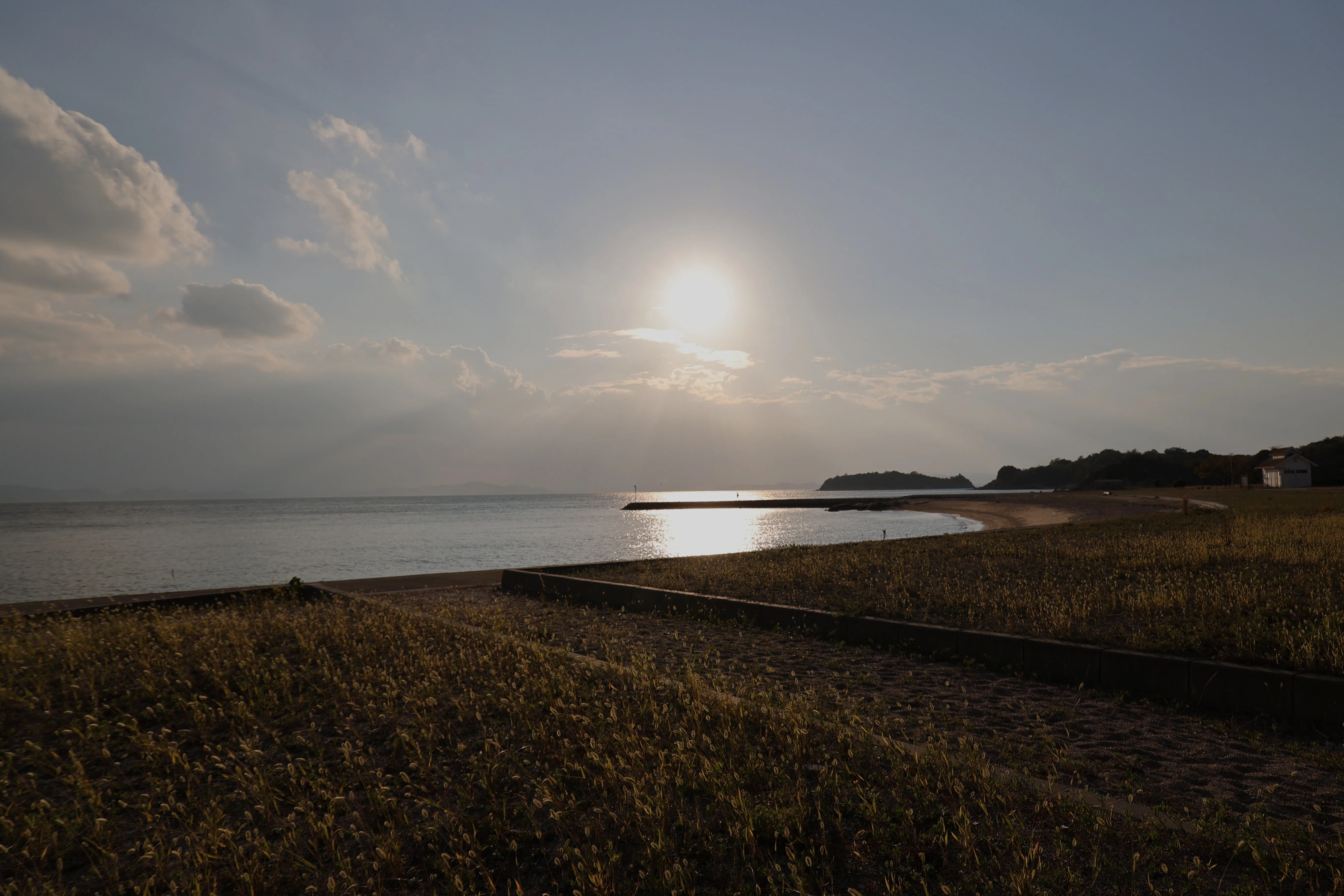 写真】秋の犬島散歩【瀬戸内国際芸術祭2025】｜Abbey -旅するように