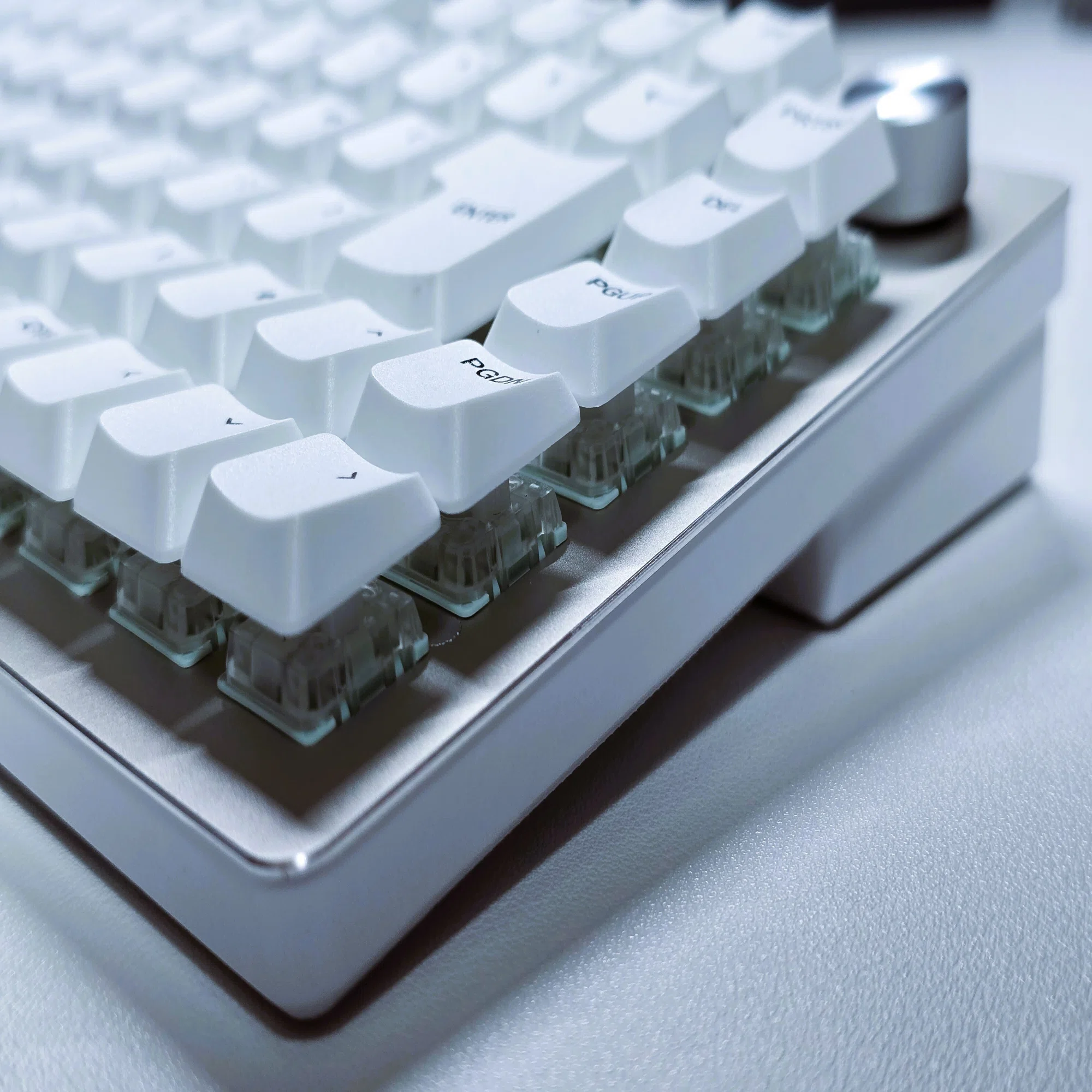 STORIA Comet75 レビュー｜STORIAがゲーミングキーボード市場に勝負を 