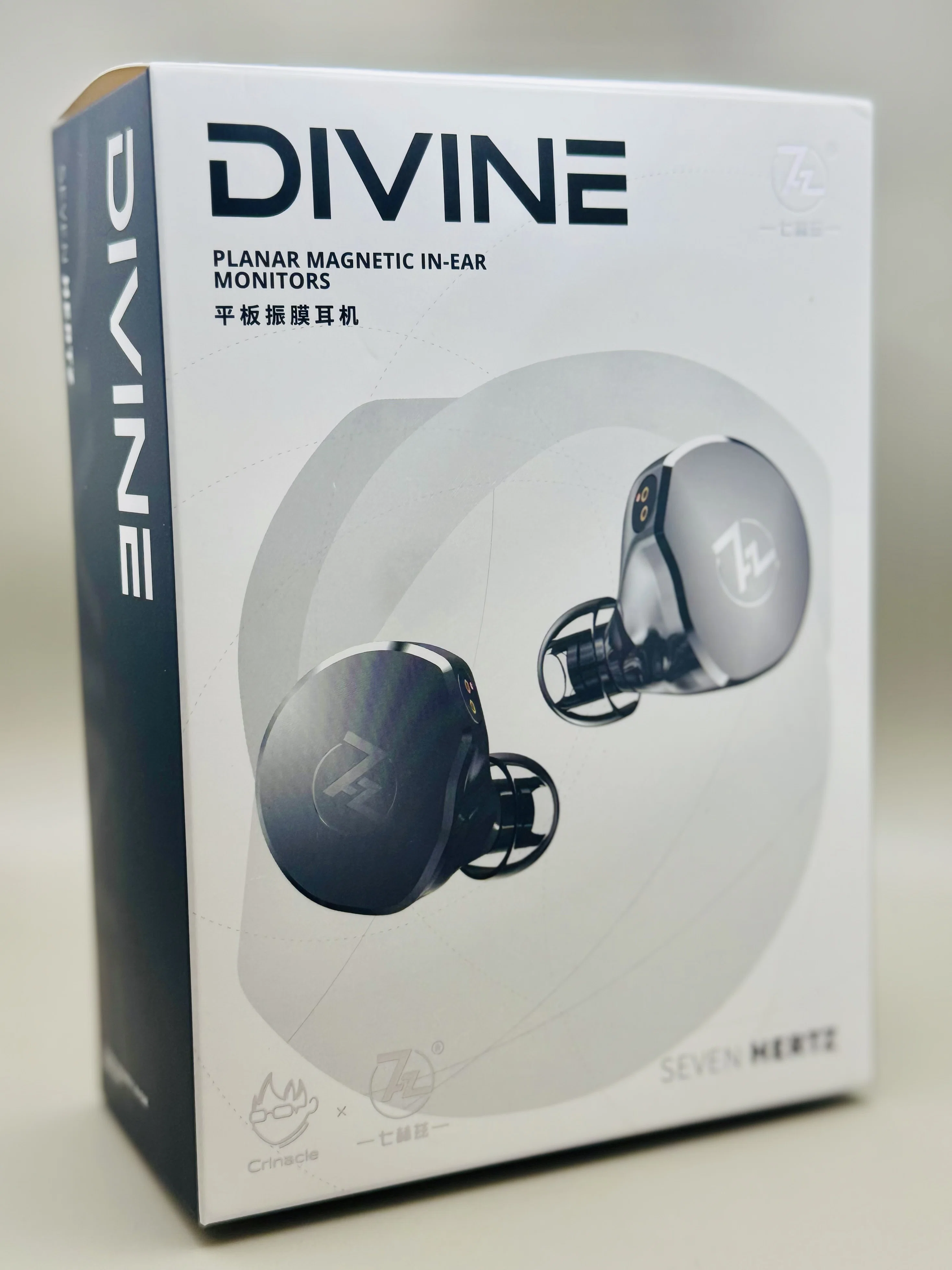 7Hz x Crinacle: Divineのレビュー｜ラルフ・ヒンクリー