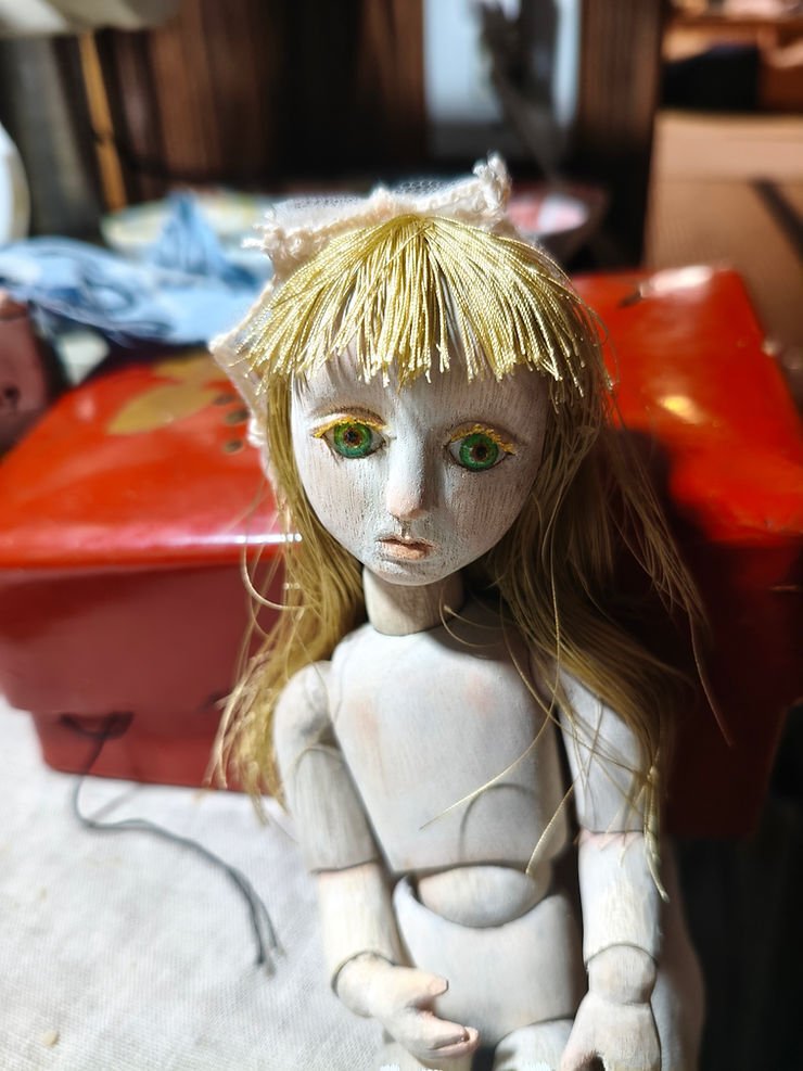 木彫の球体関節人形｜Ushihira Yasuyo