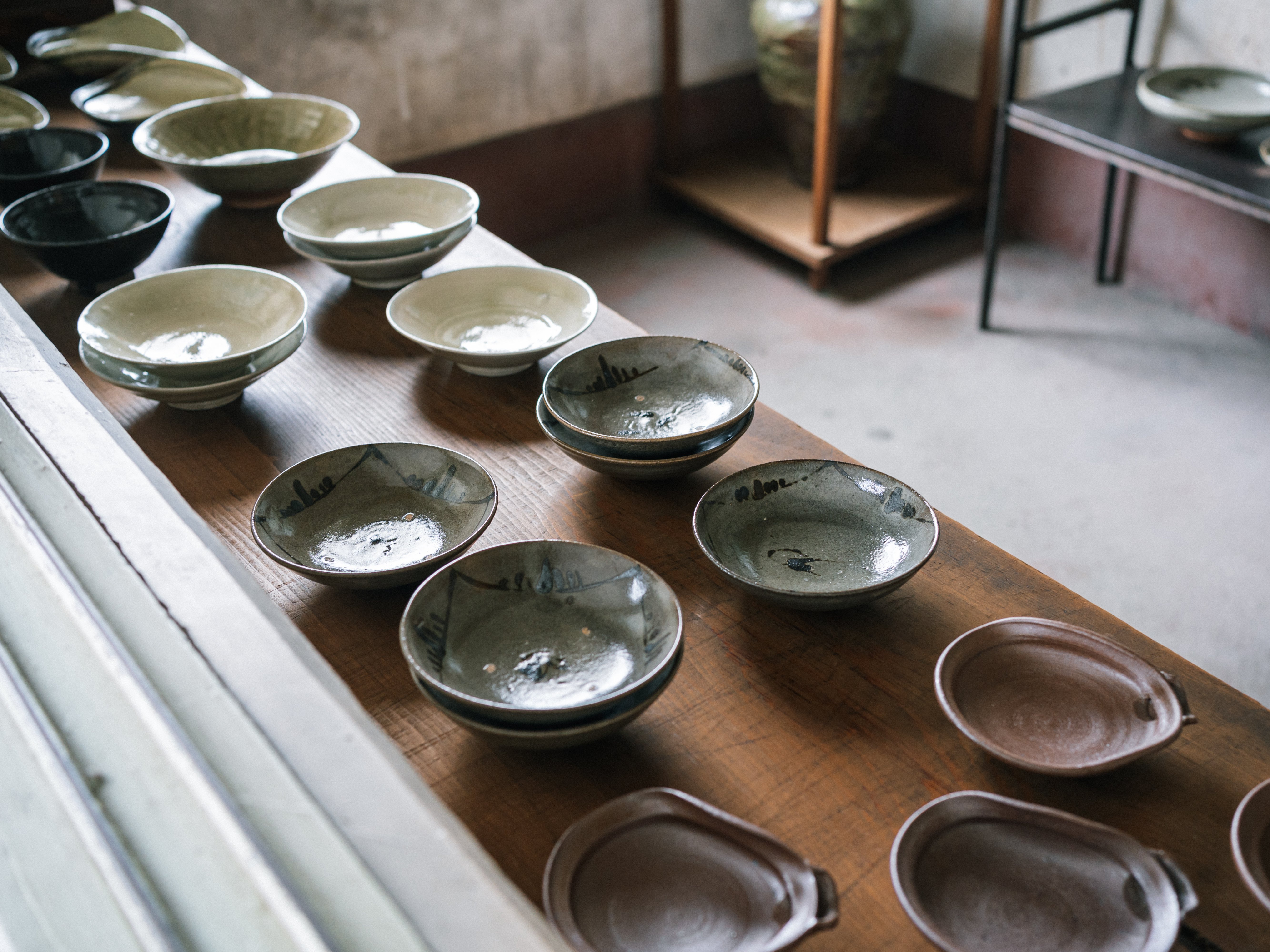 明日からいよいよはじまります。「吉野 魁・吉野 敬子 遺作展 『古唐津