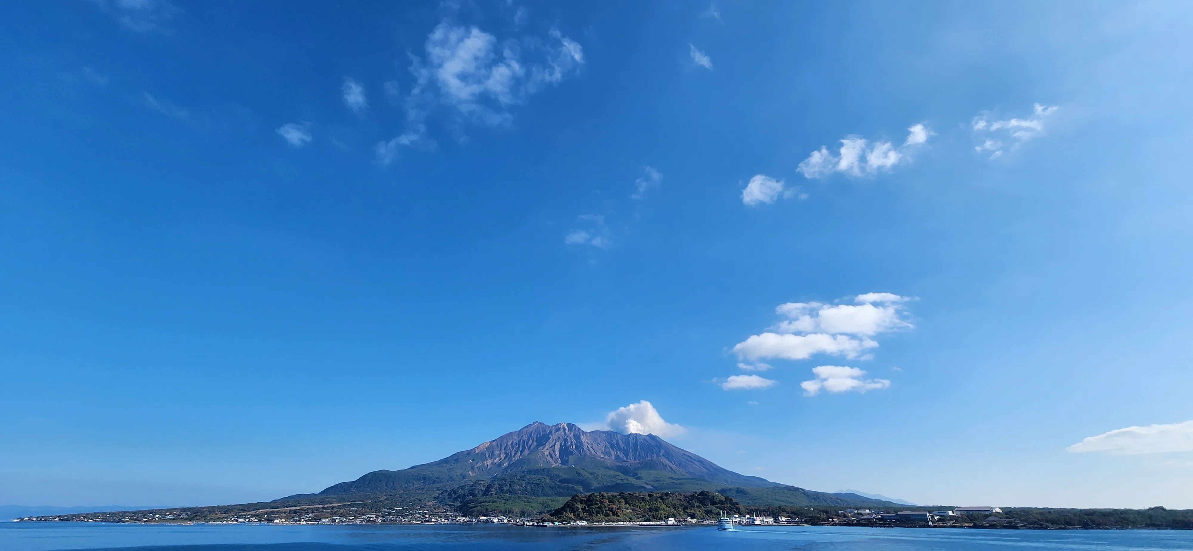 鹿児島観光】年間1000枚撮る私が教えるスマホで桜島を美しく撮る方法