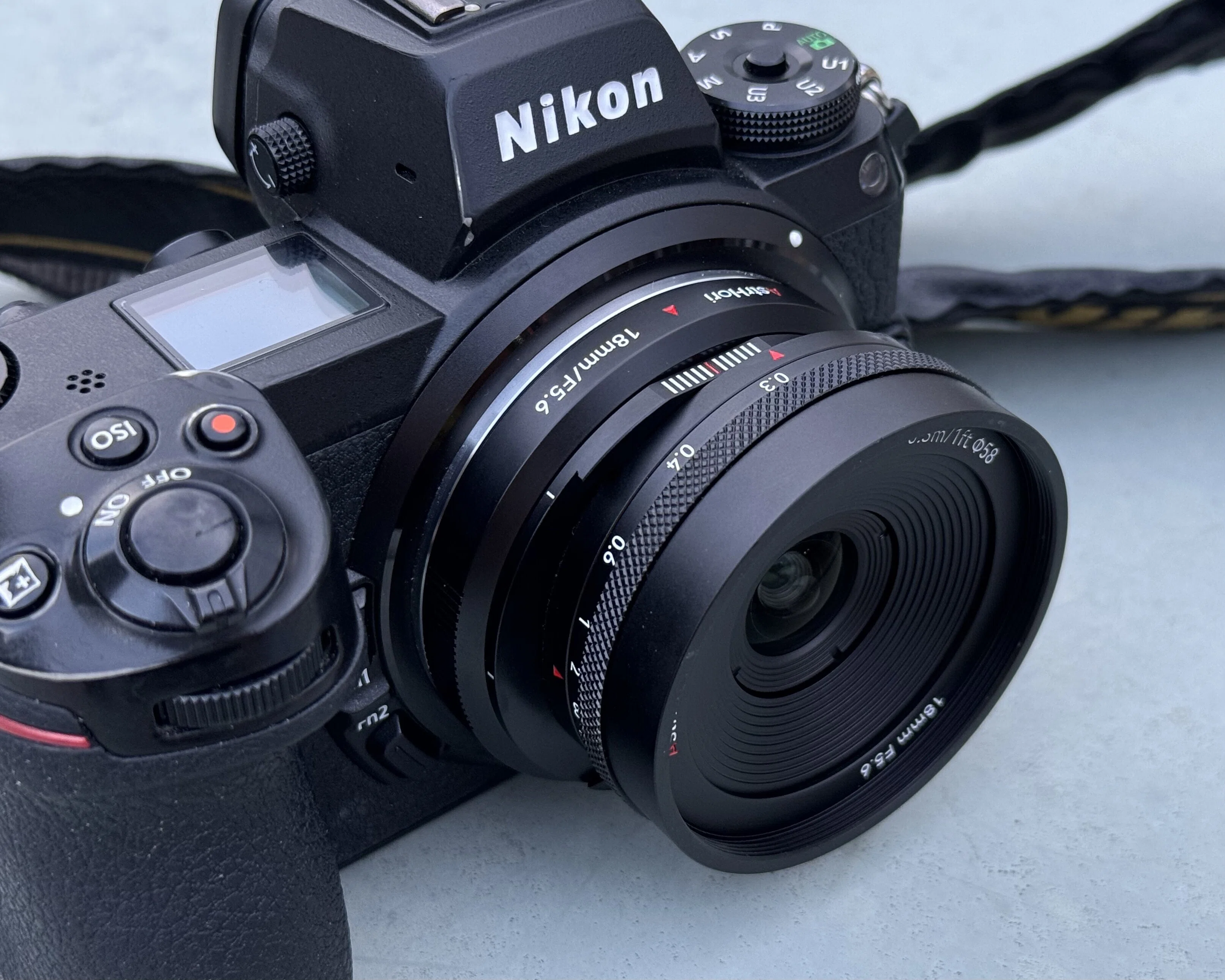 AstrHori 18mm F5.6 Shift レビュー】建築撮影に使える？軽量小型