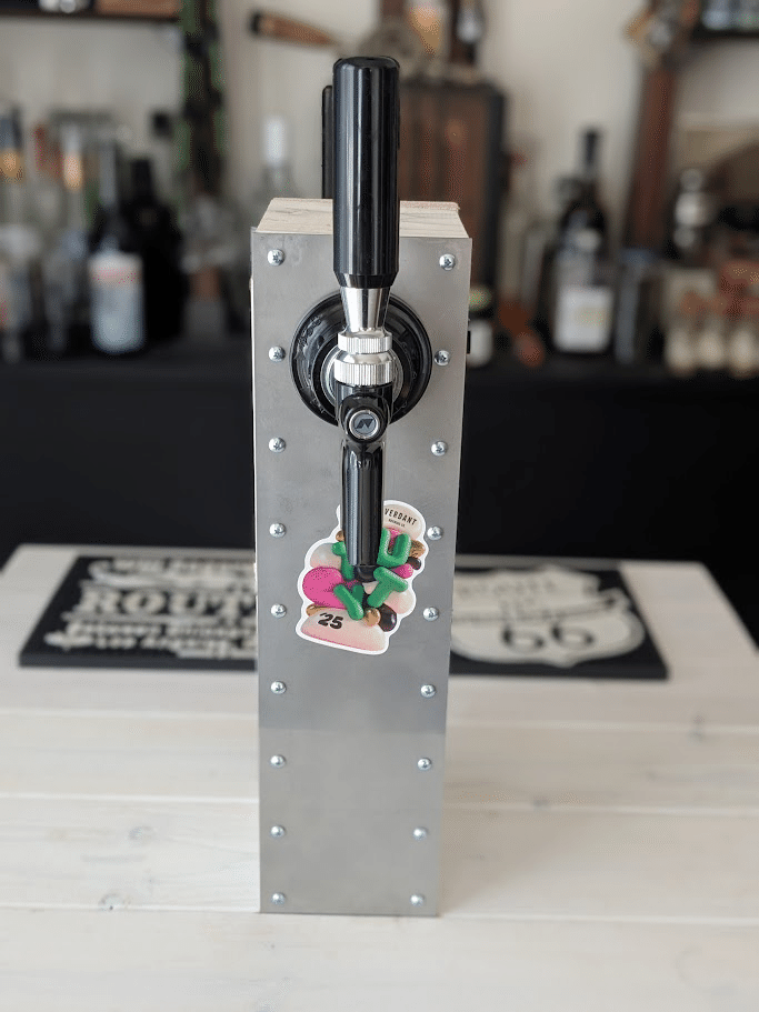 5万円で自宅にビールサーバーを作った話｜BAR LibeLty. ケイト