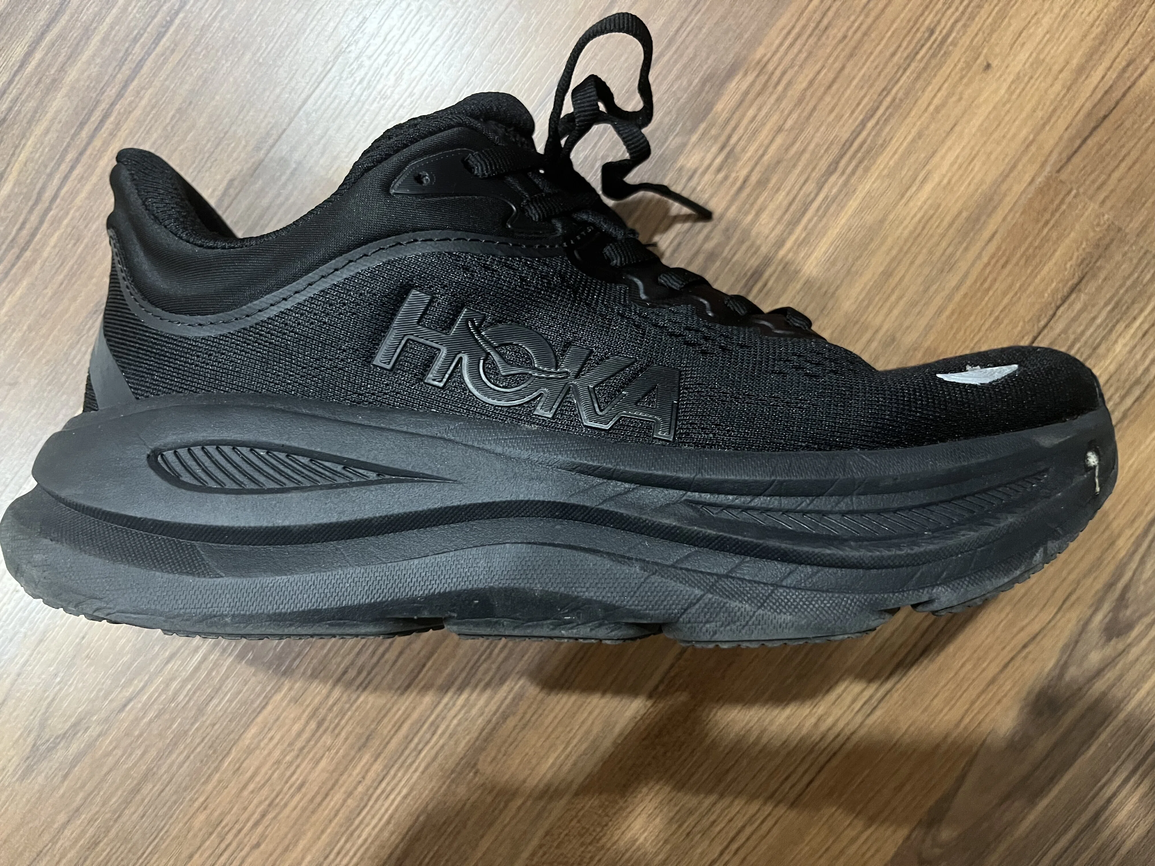 ランニング用のシューズとしてHOKA bondi 9を格安で購入した｜Ryo Kimura